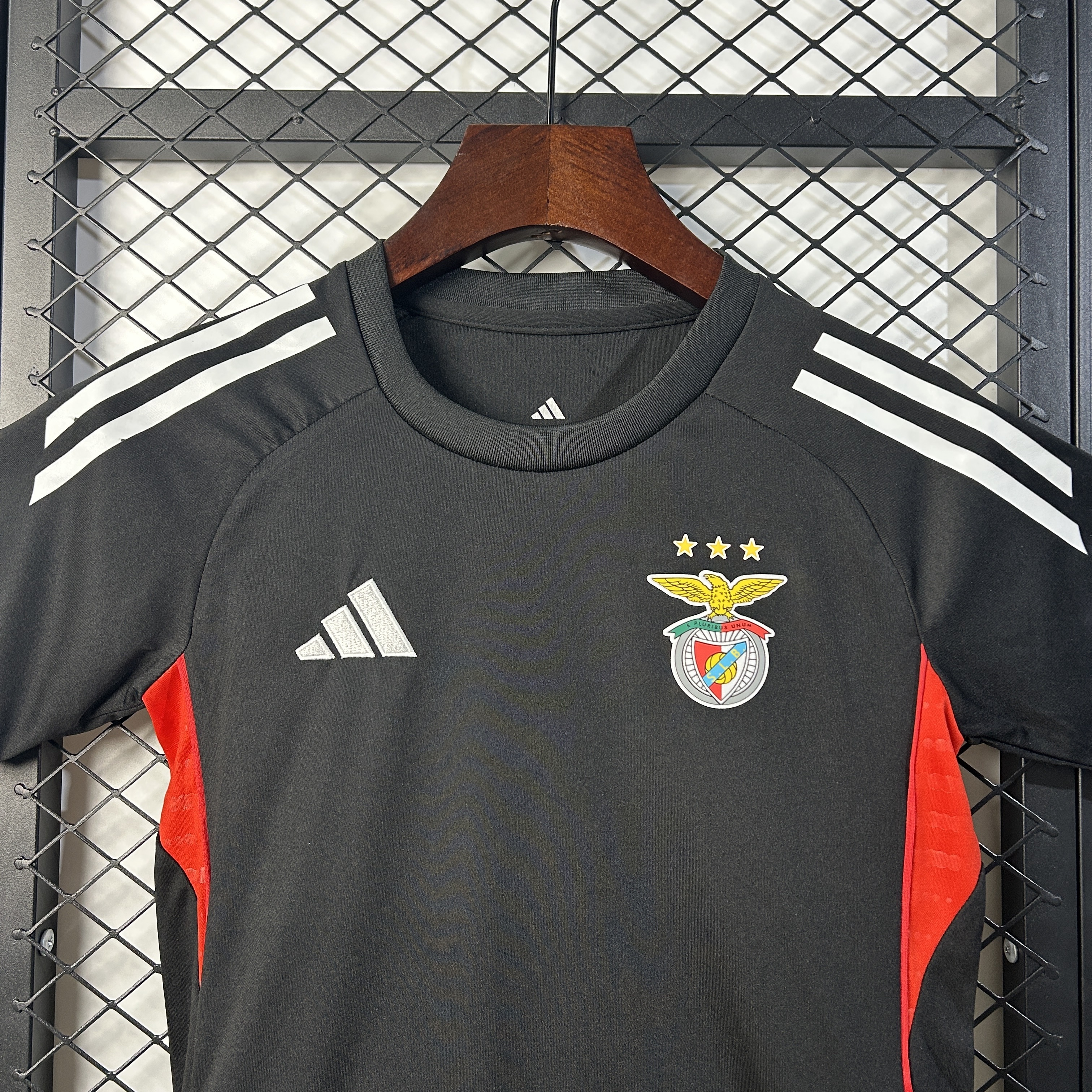 25-26 Benfica Black Pre-Match Kid Kits Youth Apparels Sino AAAAJersey Supply Yupoo 4