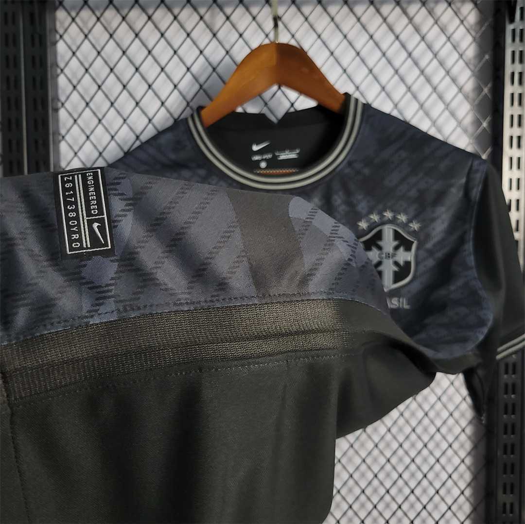 2022 Brazil black 7
