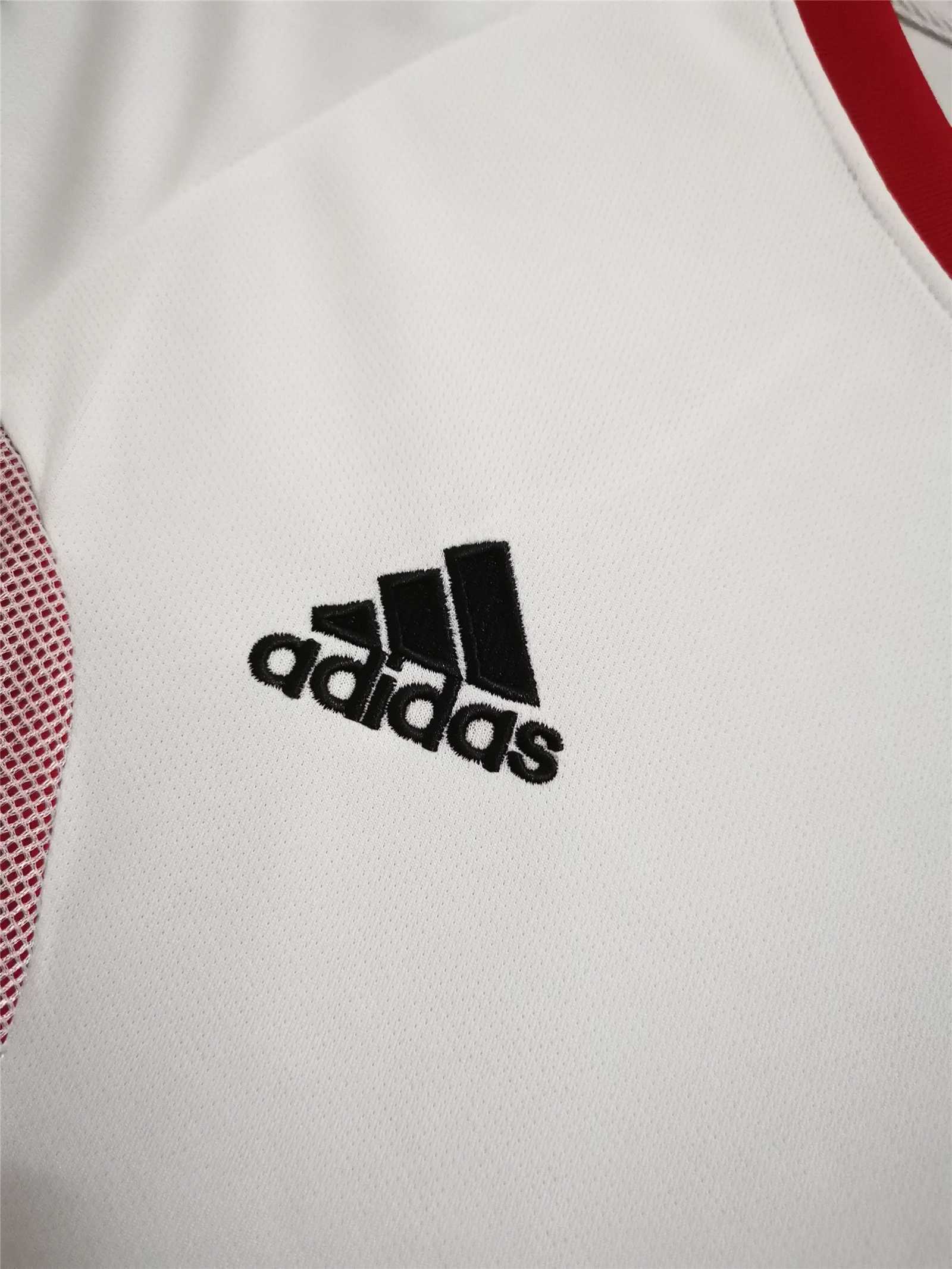 02-03 AC Milan away white 1