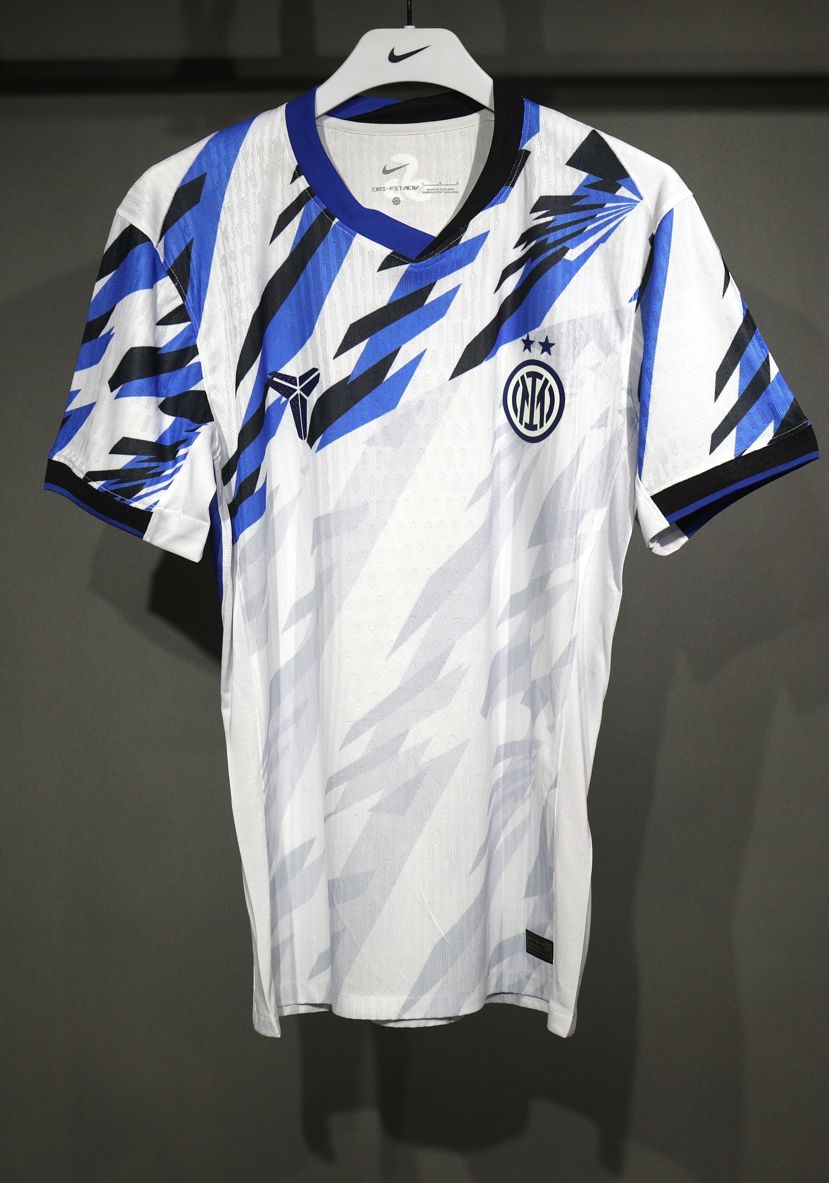 25-26 Inter Milan X Kobe Black Mamba Special Edition Football Player Version Shirt AAAAJersey Y