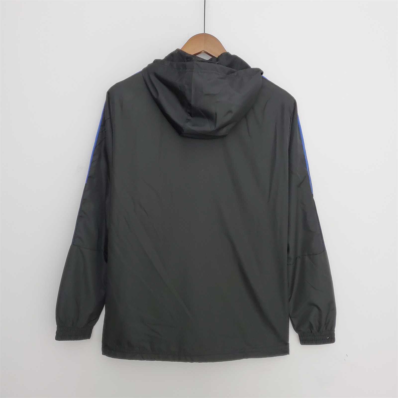22-23 Real Madrid black windbreaker 1
