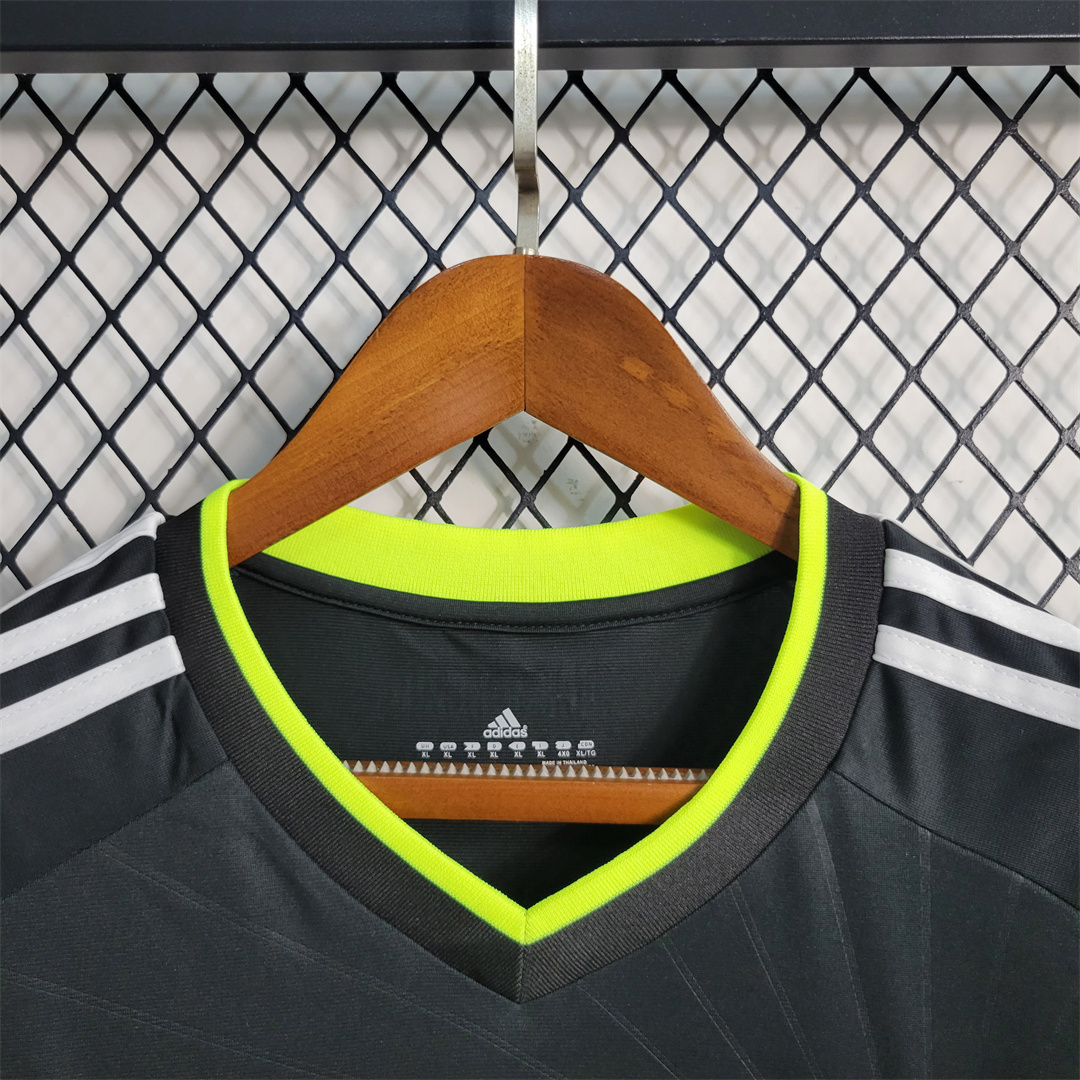 10-11 Real Madrid away long sleeve 9