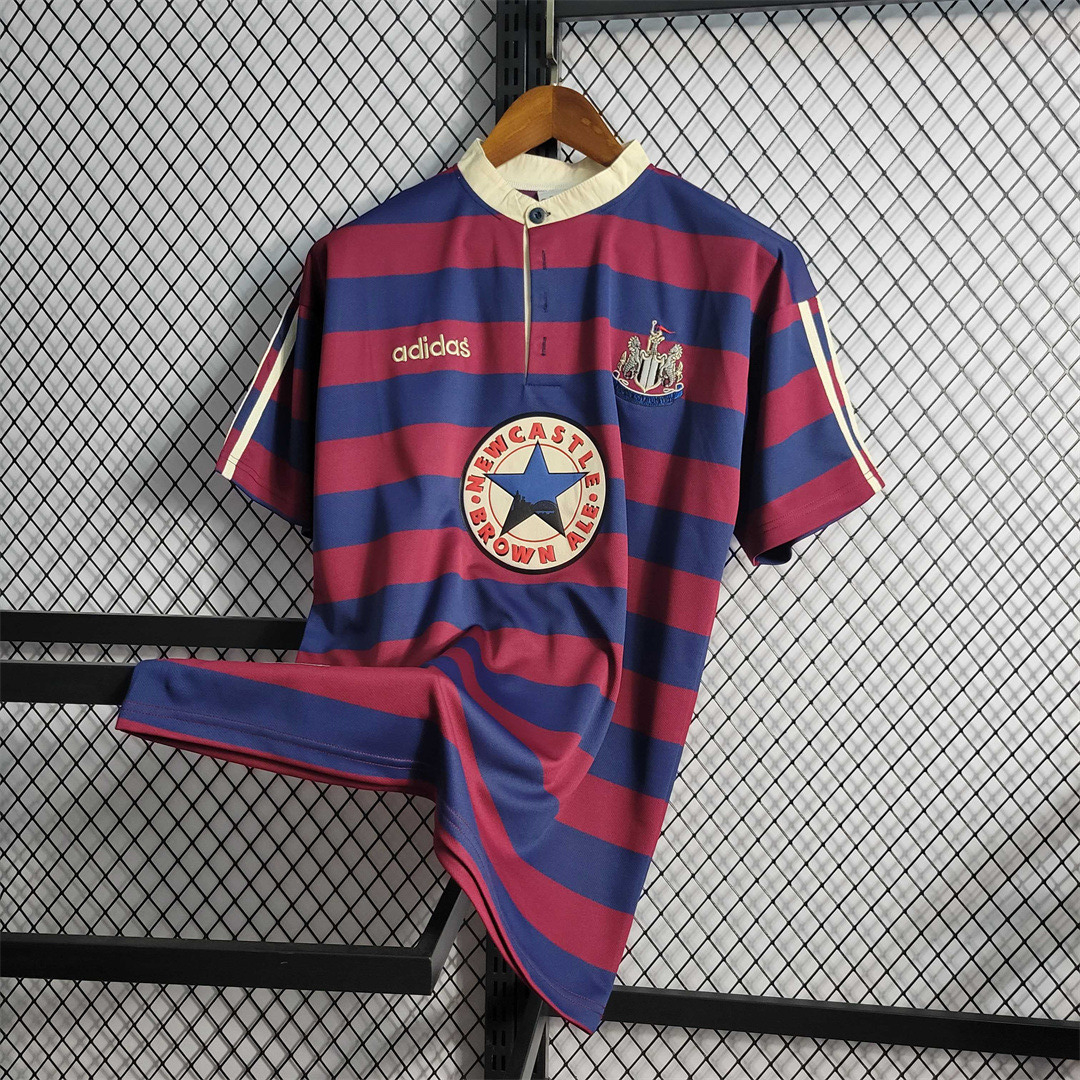 95-96 Newcastle away - 3 8