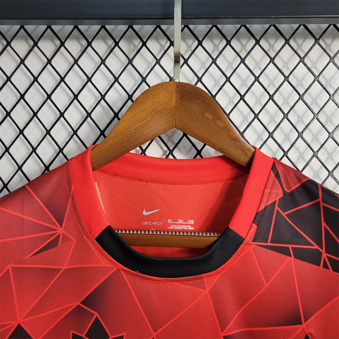 2023 Canada Red 6