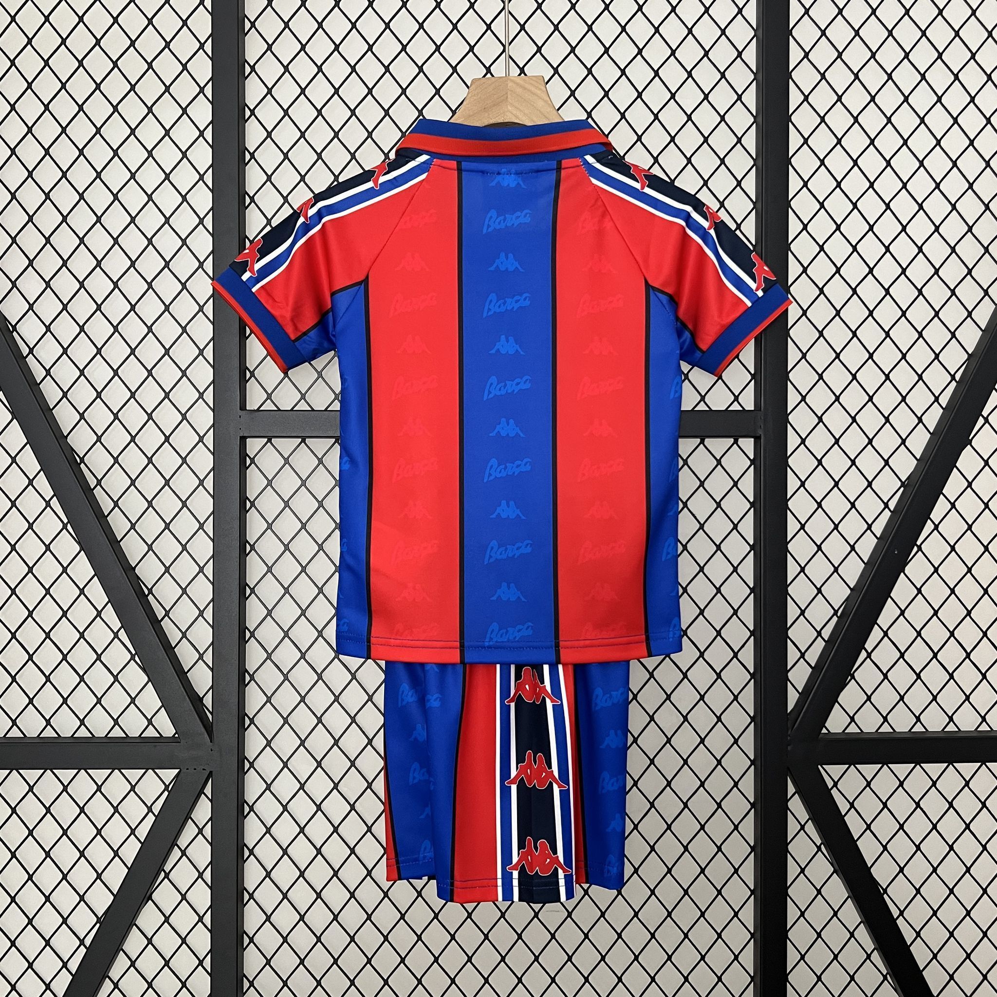 95-97 Barcelona Home Retro Kid Kits Youth Apparels AAAAJersey Wholesale Yupoo 1