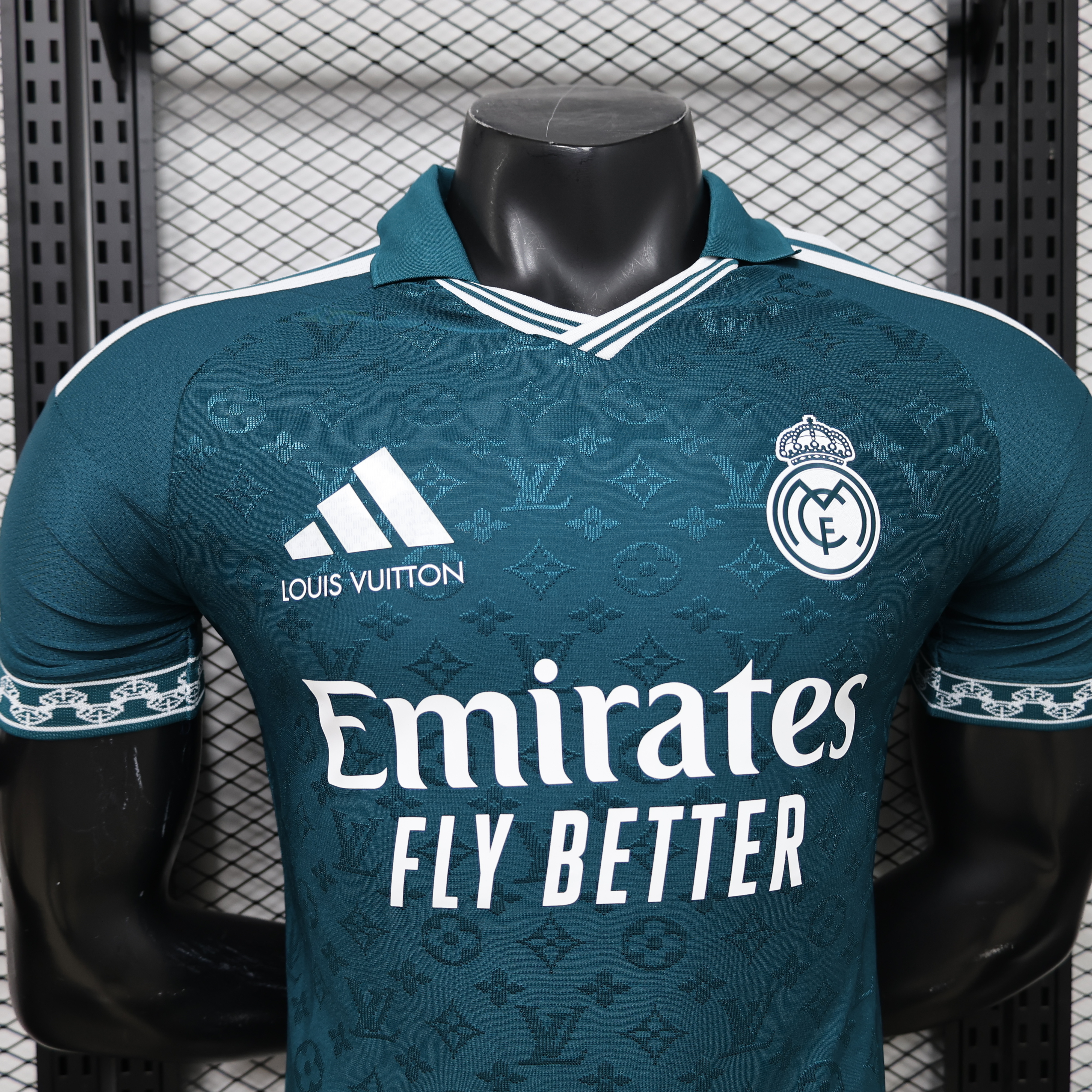 26-27 Real Madrid Mens LV Collaboration Edition Football T-Shirt AAAAJersey Wholesale Yupoo7 6