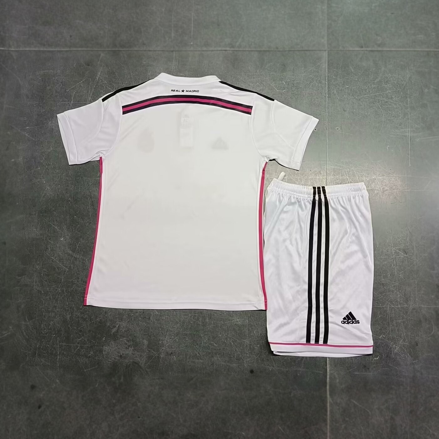 14-15 Real Madrid Kids Retro Home Kit Cheap Jerseys Yupoo 3