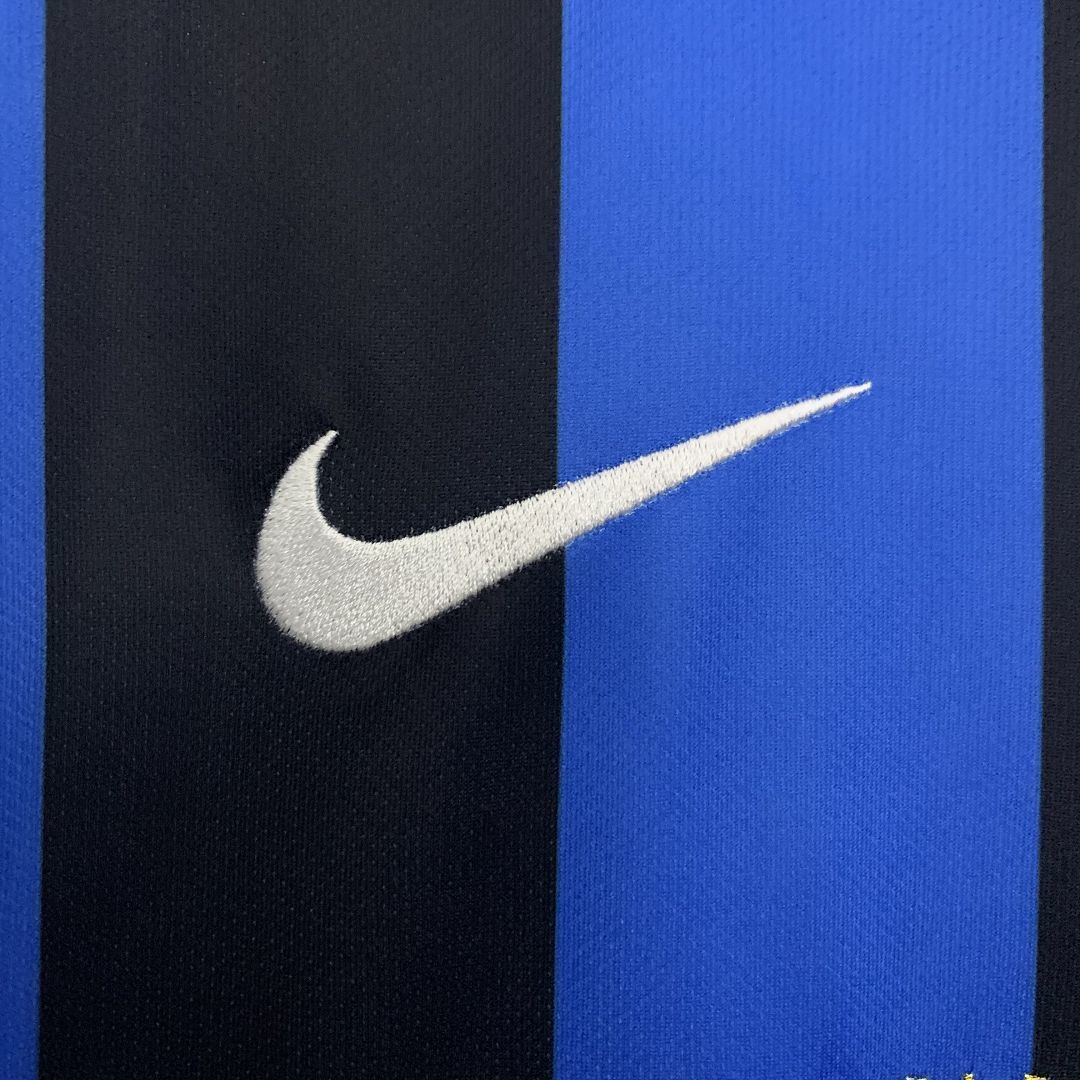 09-10 Inter Milan Home Retro Champions Final Long Sleeve Kit Vintage Shirt AAAAJersey Wholesale 5