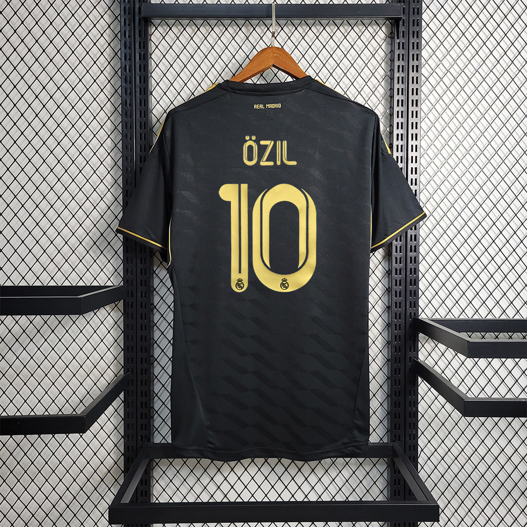 11-12 Real Madrid away black 13