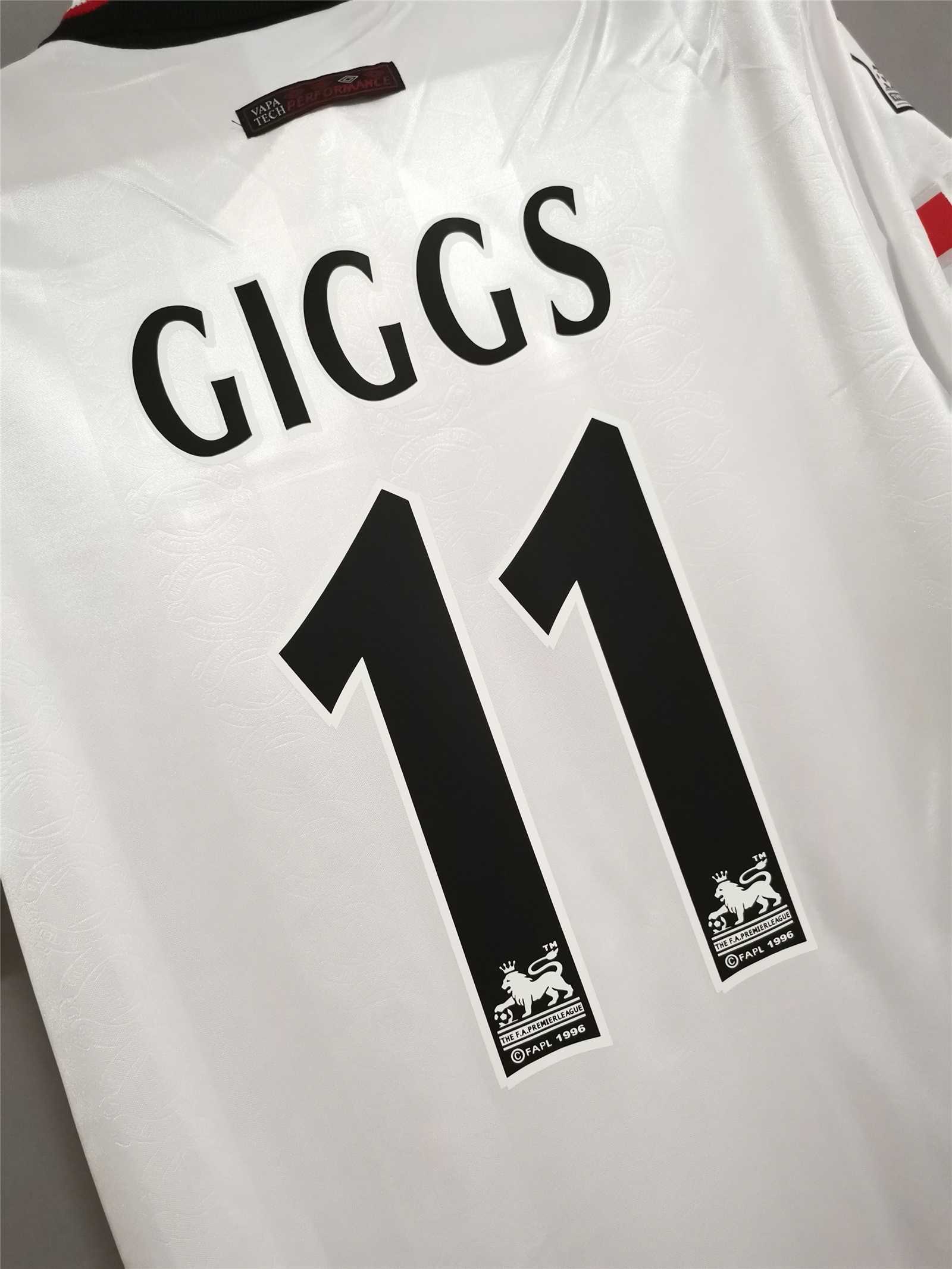 98-99 Manchester United away 10