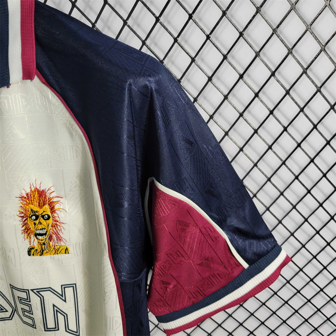 99-01 West Ham Iron Maiden Away Edition 9