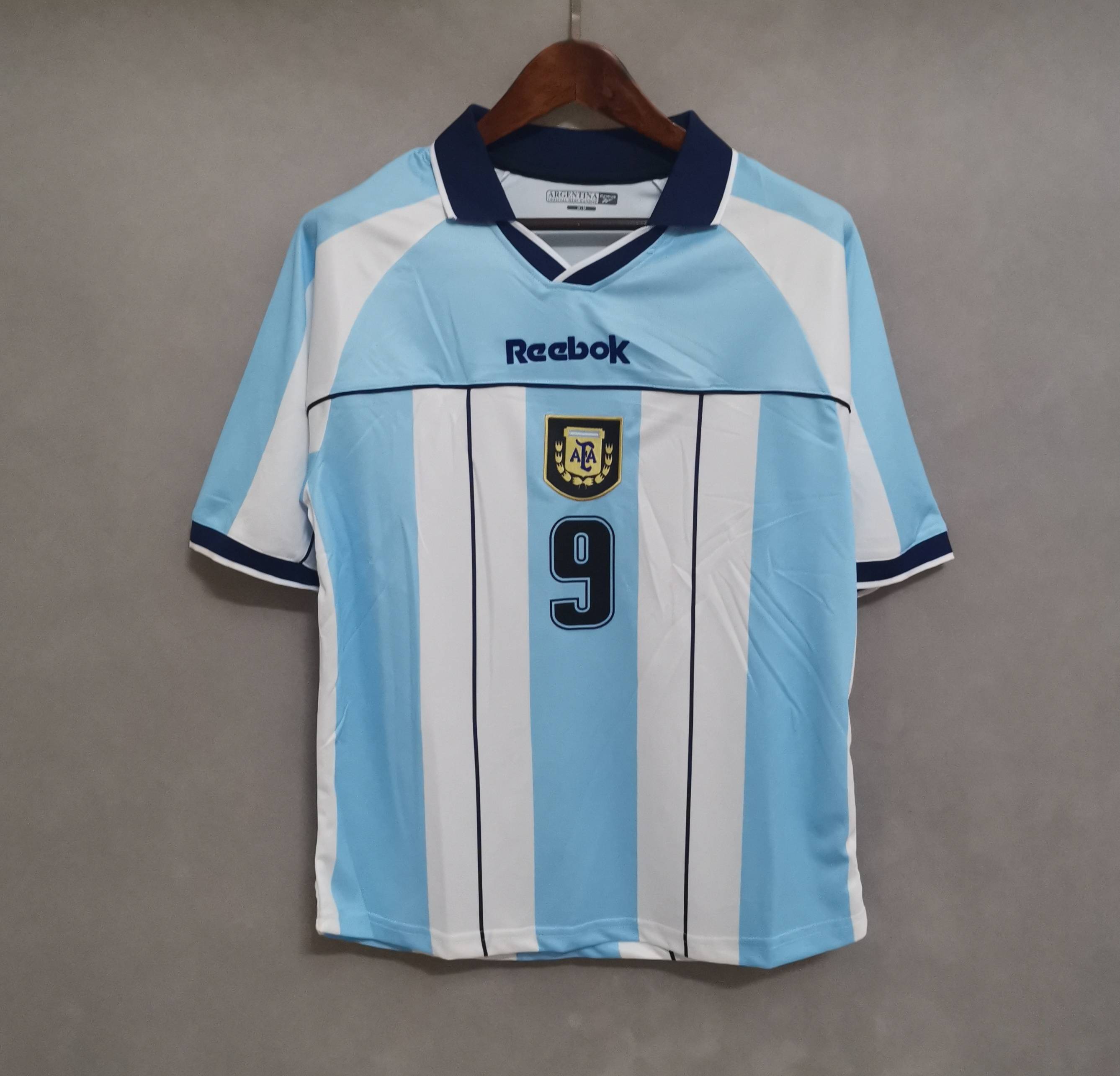 2000 Argentina home