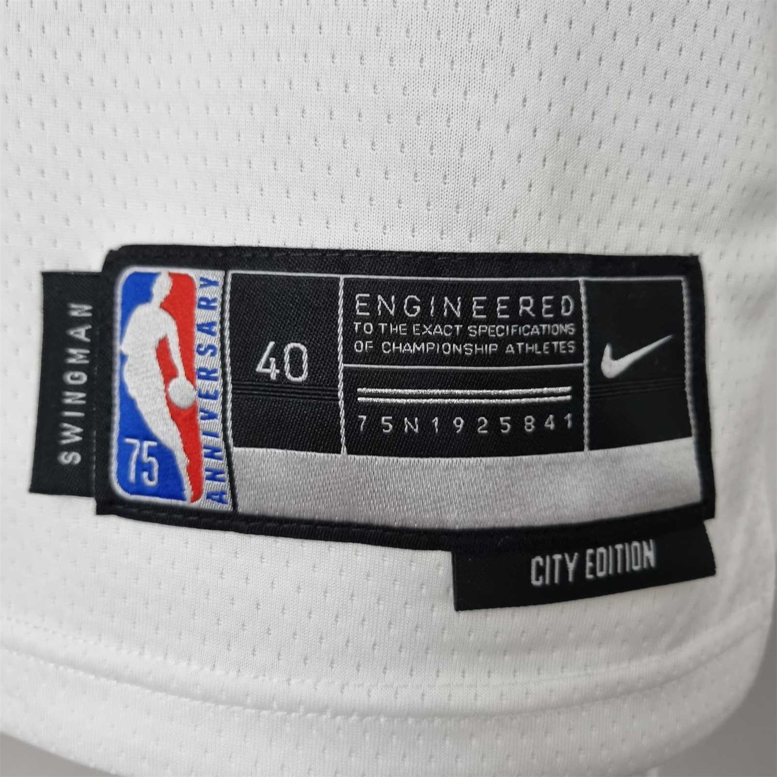 75th Anniversary Barrett #9 New York Knicks White NBA Jersey 3