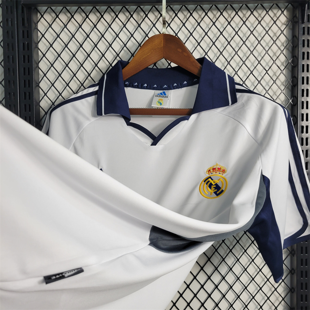 00-01 Real Madrid home 6