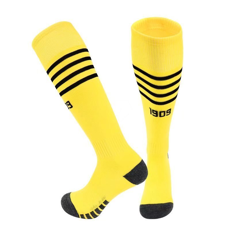 22-23 Dortmund home 3