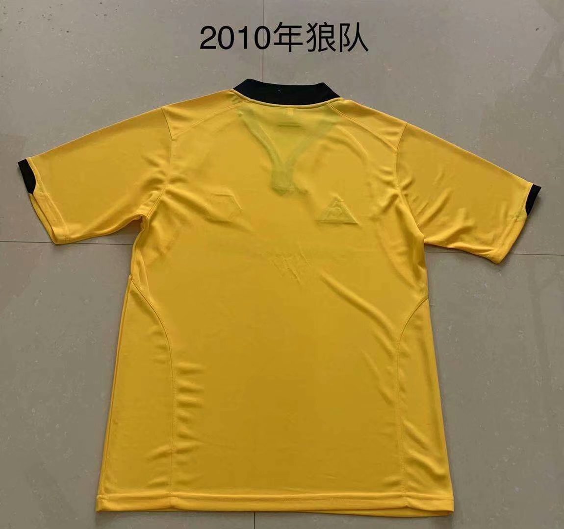 2010 Wolverhampton home 1