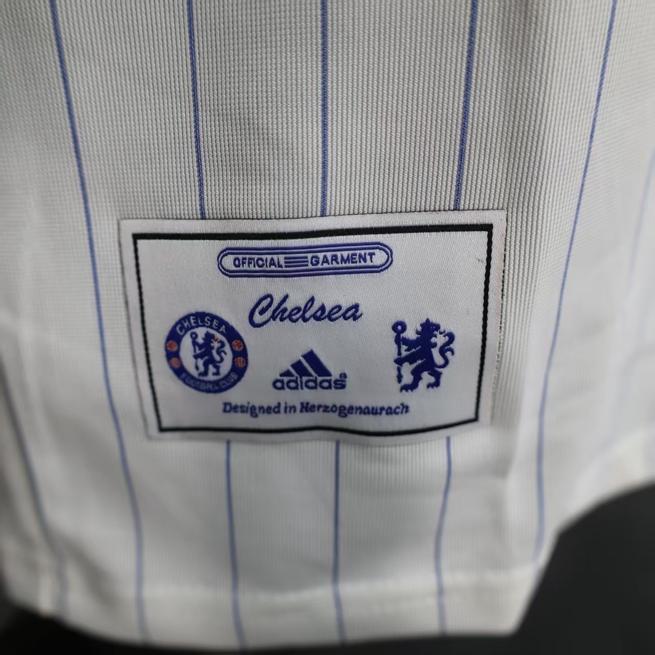 25-26 Chelsea White Retro Style Football Shirt Apparels AAAAJersey Wholesale Yupoo 1