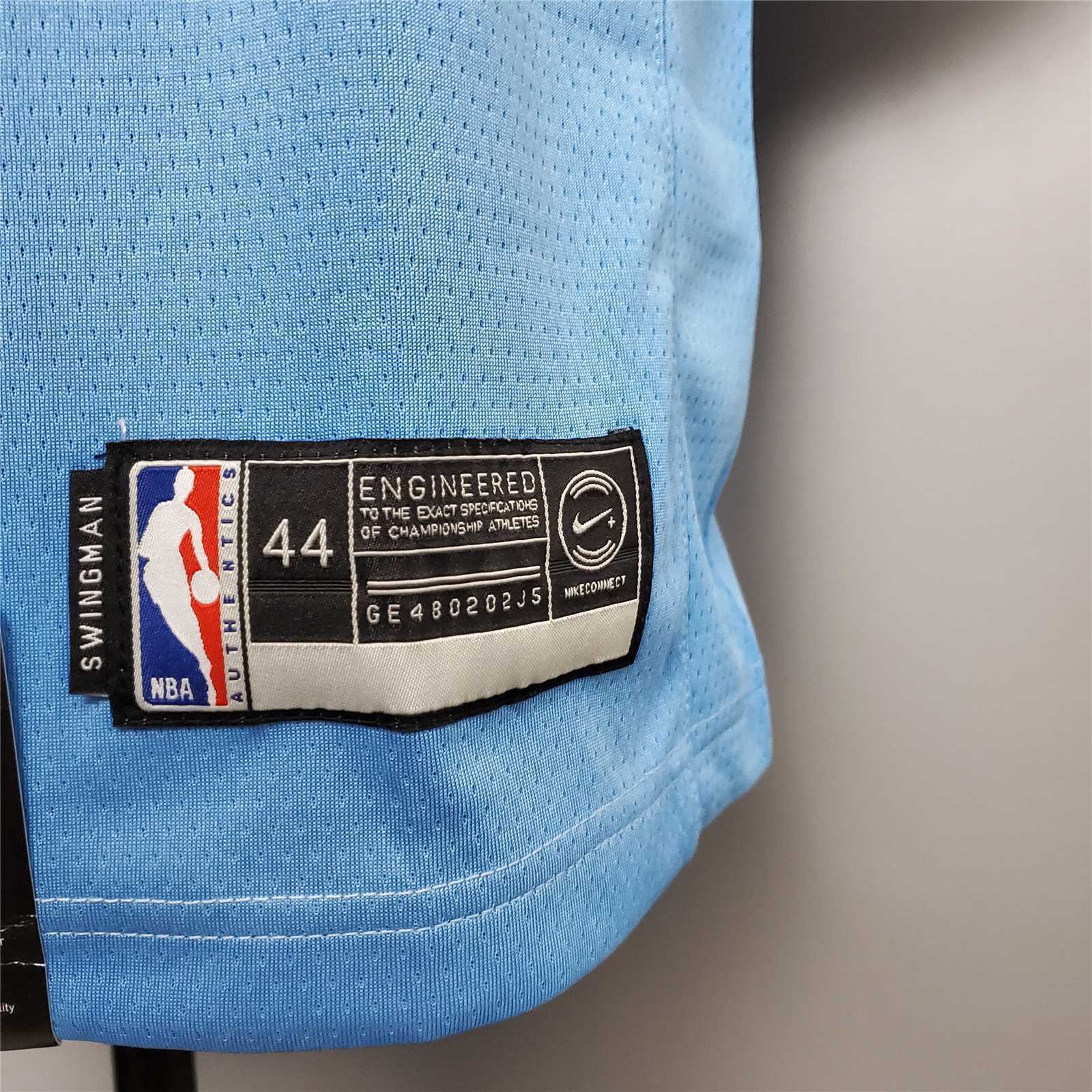 WADE #3 Miami Heat V-neck blue 4