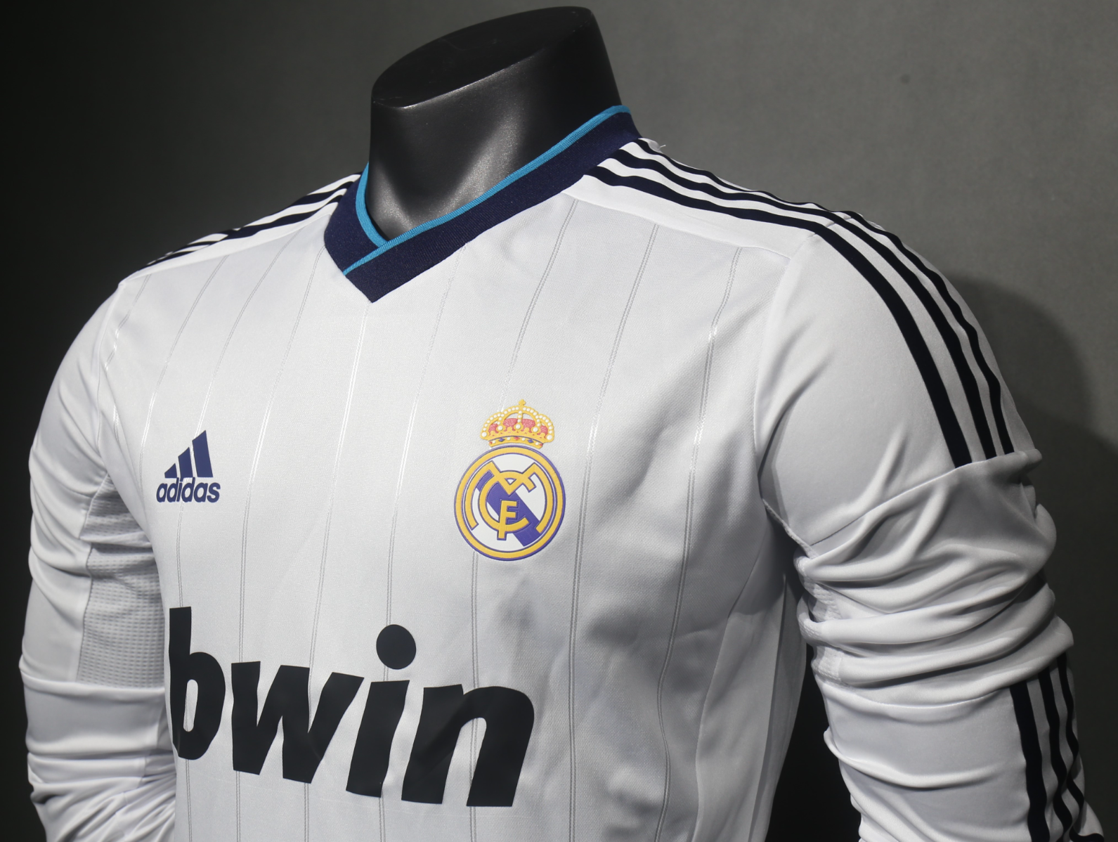 12-13 Real Madrid Home Retro Kit Vintage Player Version Long Sleeve Shirt AAAAJersey Dropship Y 2