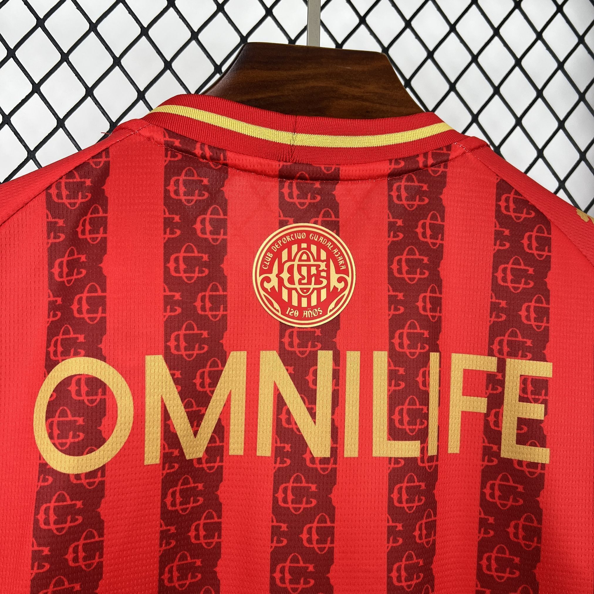 26-27 Chivas Mens Red Special Edition Kit Soccer T-Shirt AAAAJersey Supply Yupoo 8