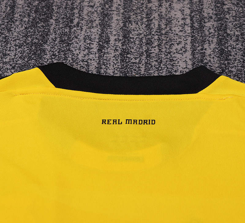 11-12 Real Madrid Retro Goalkeeper Kid Kits Youth Apparels AAAAJersey Supplier Yupoo 4