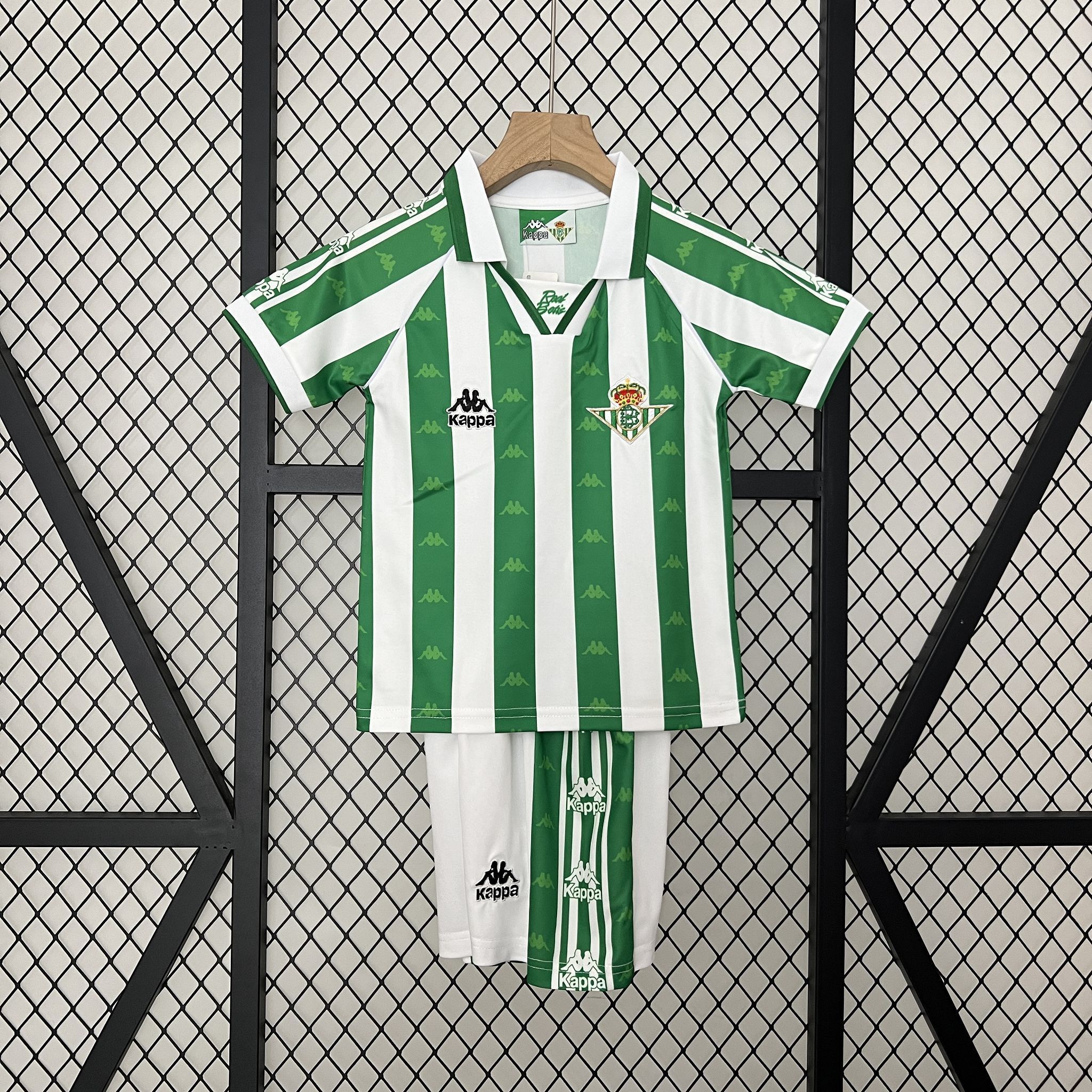 95-97 Real Betis Home Retro Kid Kits Youth Apparels AAAAJersey Wholesale Yupoo