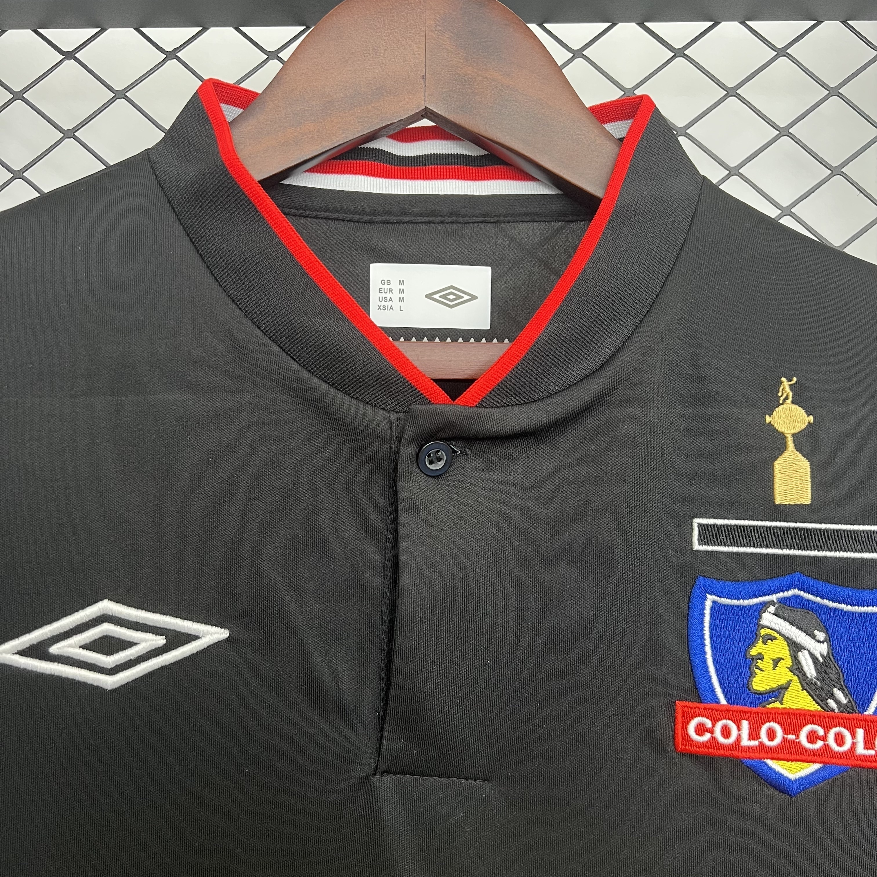 2013 Colo Colo Away Retro Kit Vintage black Shirt Football AAAAJersey Wholesale Yupoo 1