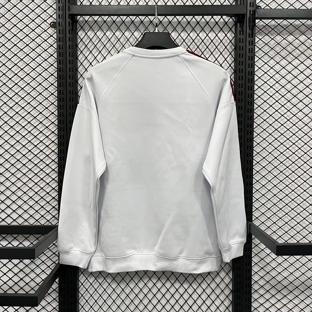 25-26 Bayern Hoodies Training Kit Soccer T-Shirt AAAAJersey Supply Yupoo 1