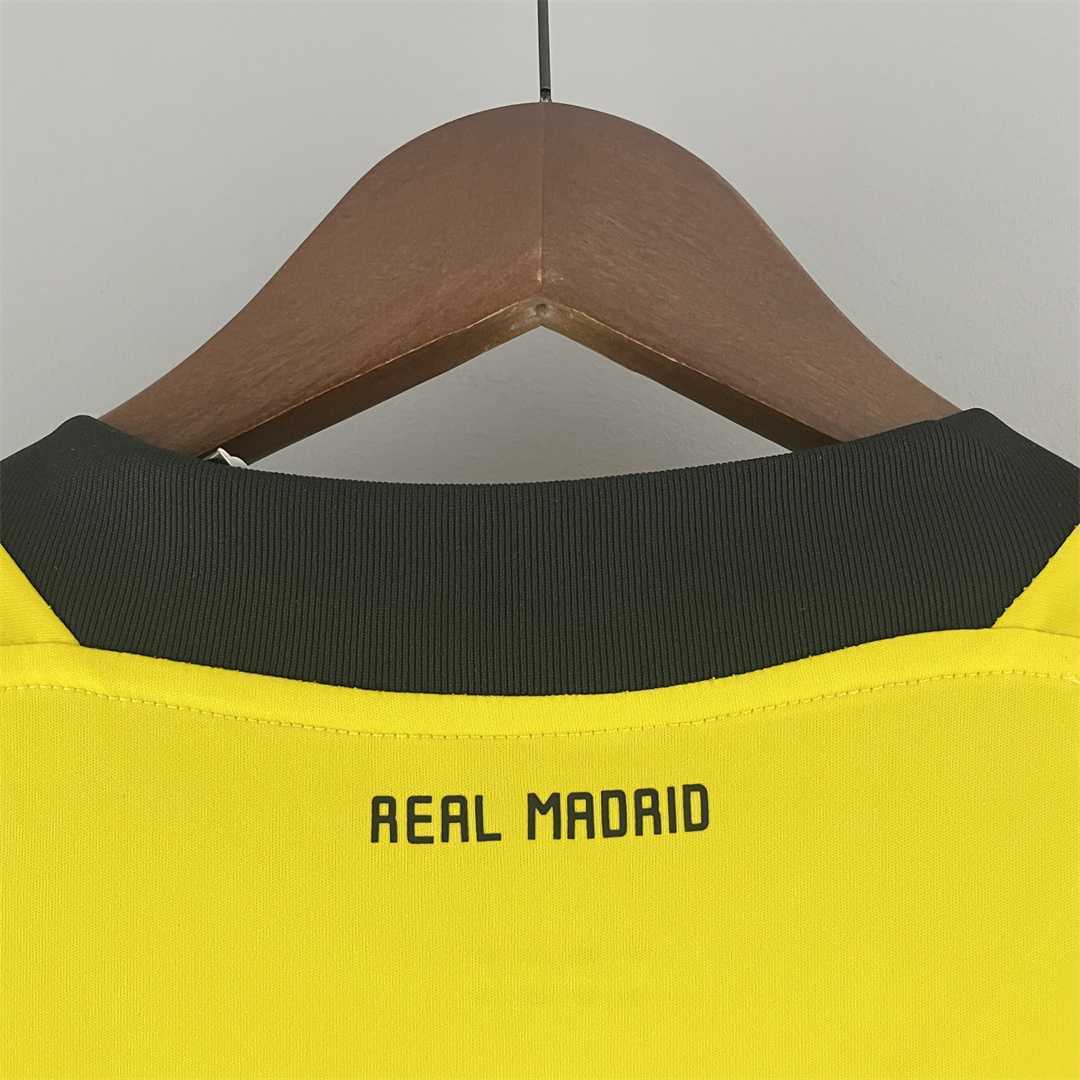 11-12 Real Madrid goalkeeper yellow 10