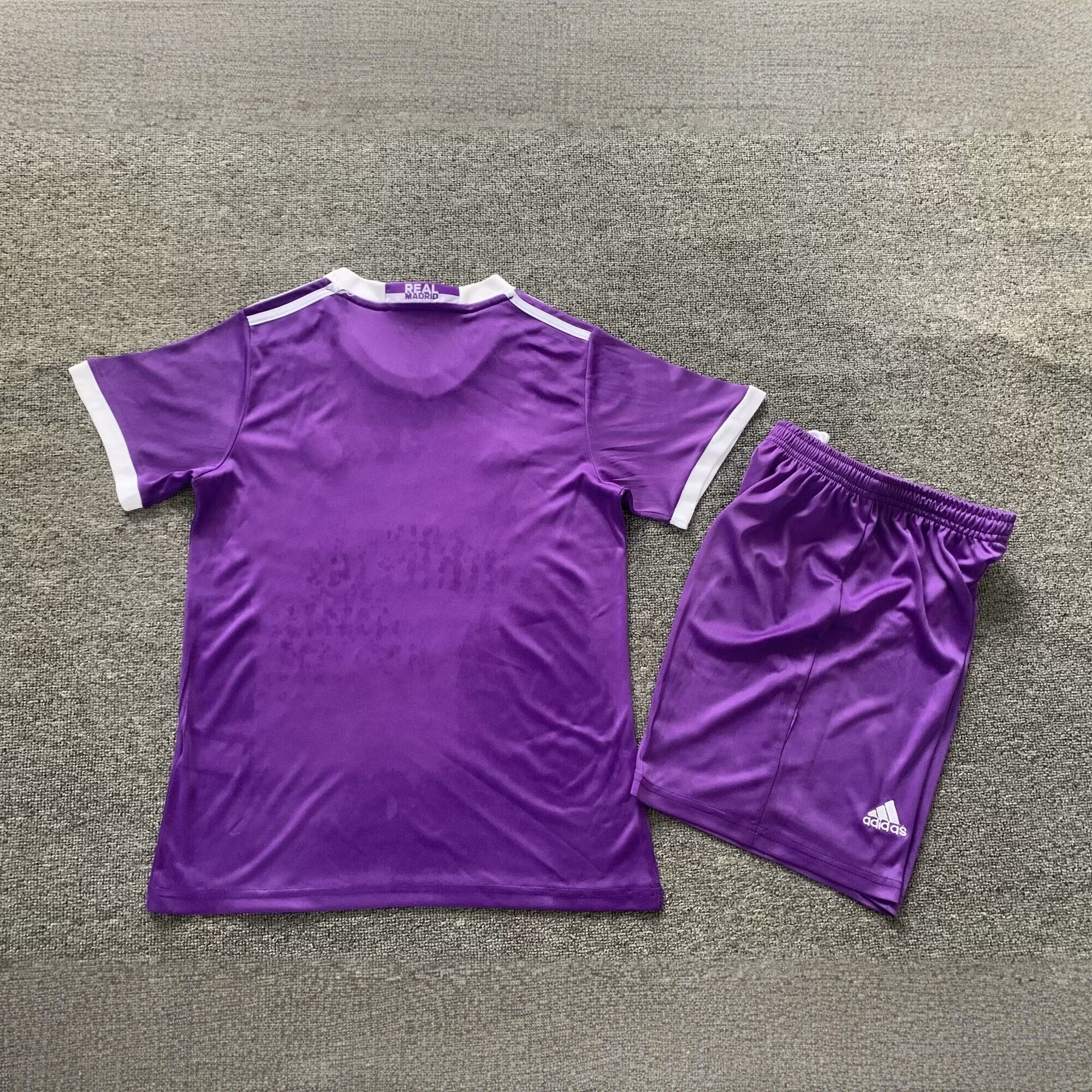 16-17 Real Madrid Away Retro Kids Kits Children Sets Football AAAAJerseys Yupoo 1