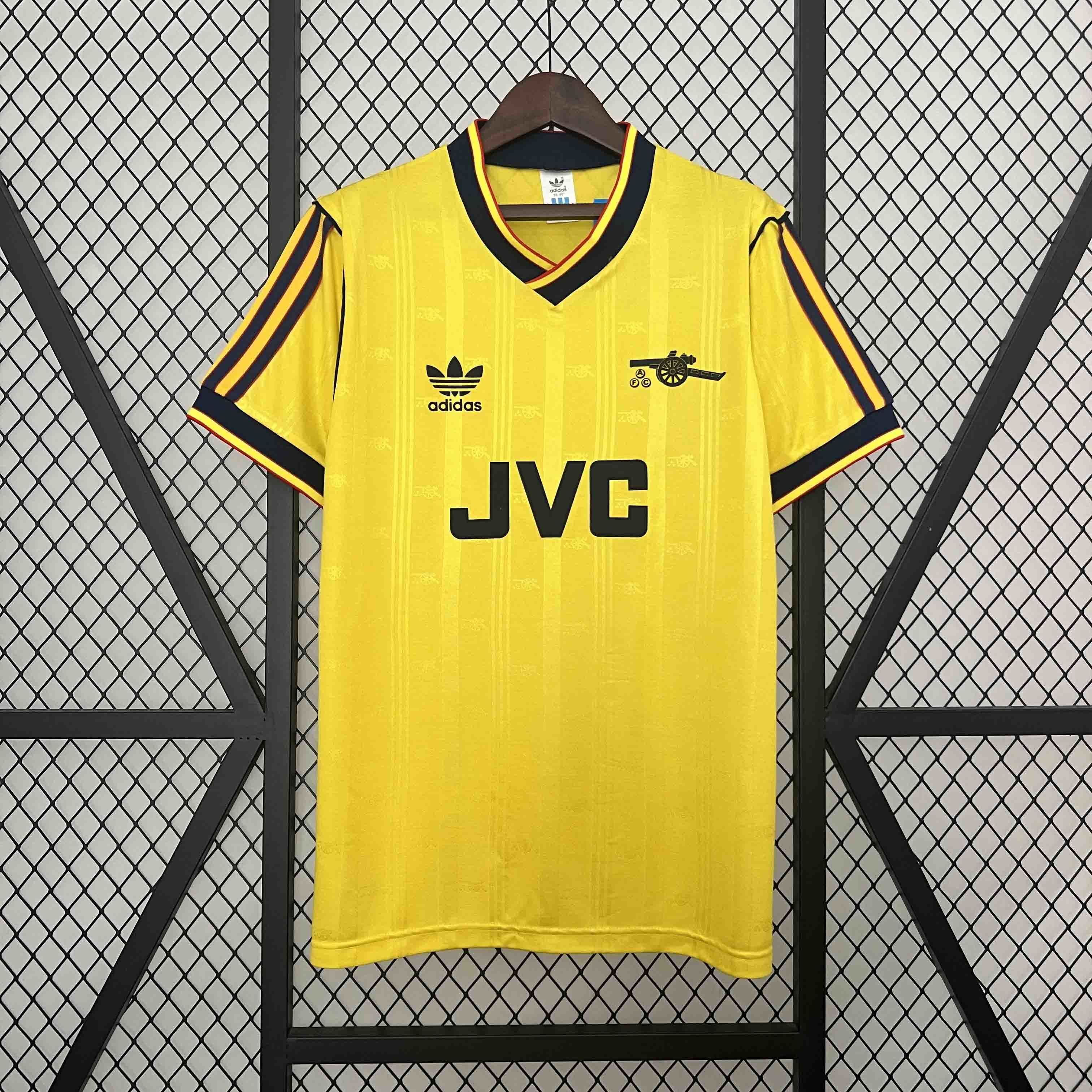 86-88 Arsenal away
