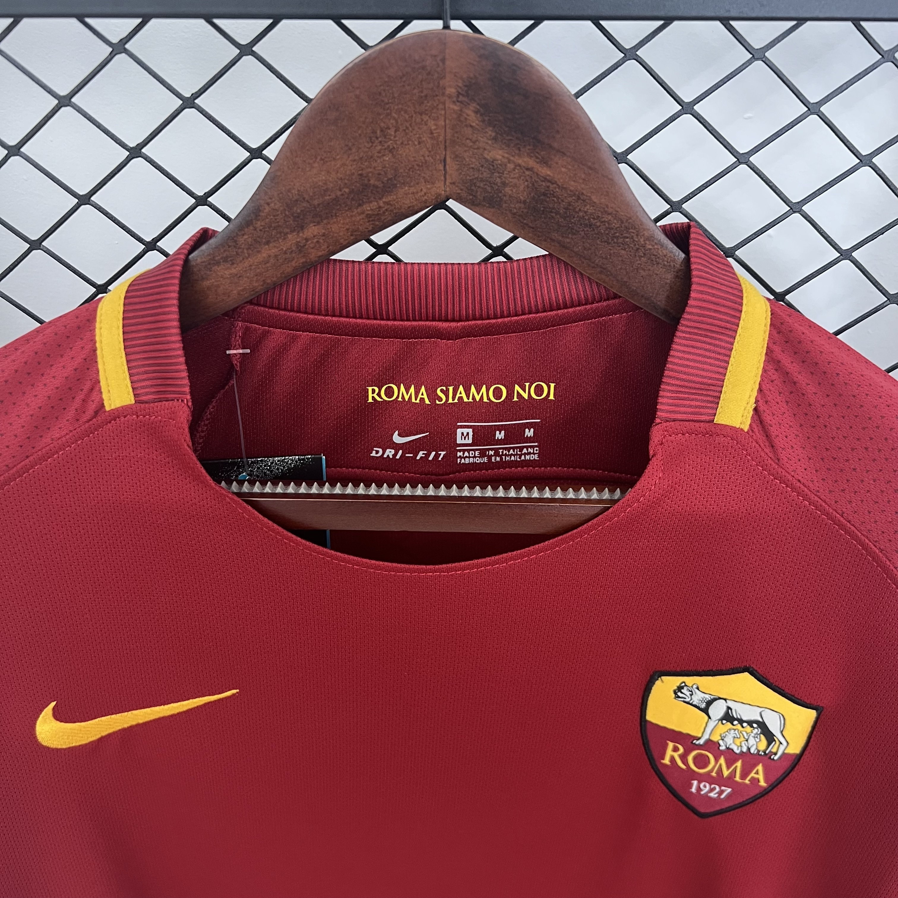 17-18 Roma Home Retro Kit Long Sleeve Shirt Soccer Kit AAAAJersey Cheap Yupoo 6