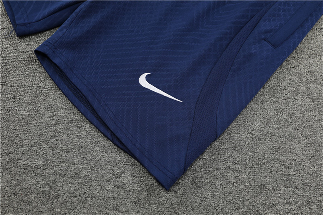 22-23 PSG training suit gray1684405096000 11