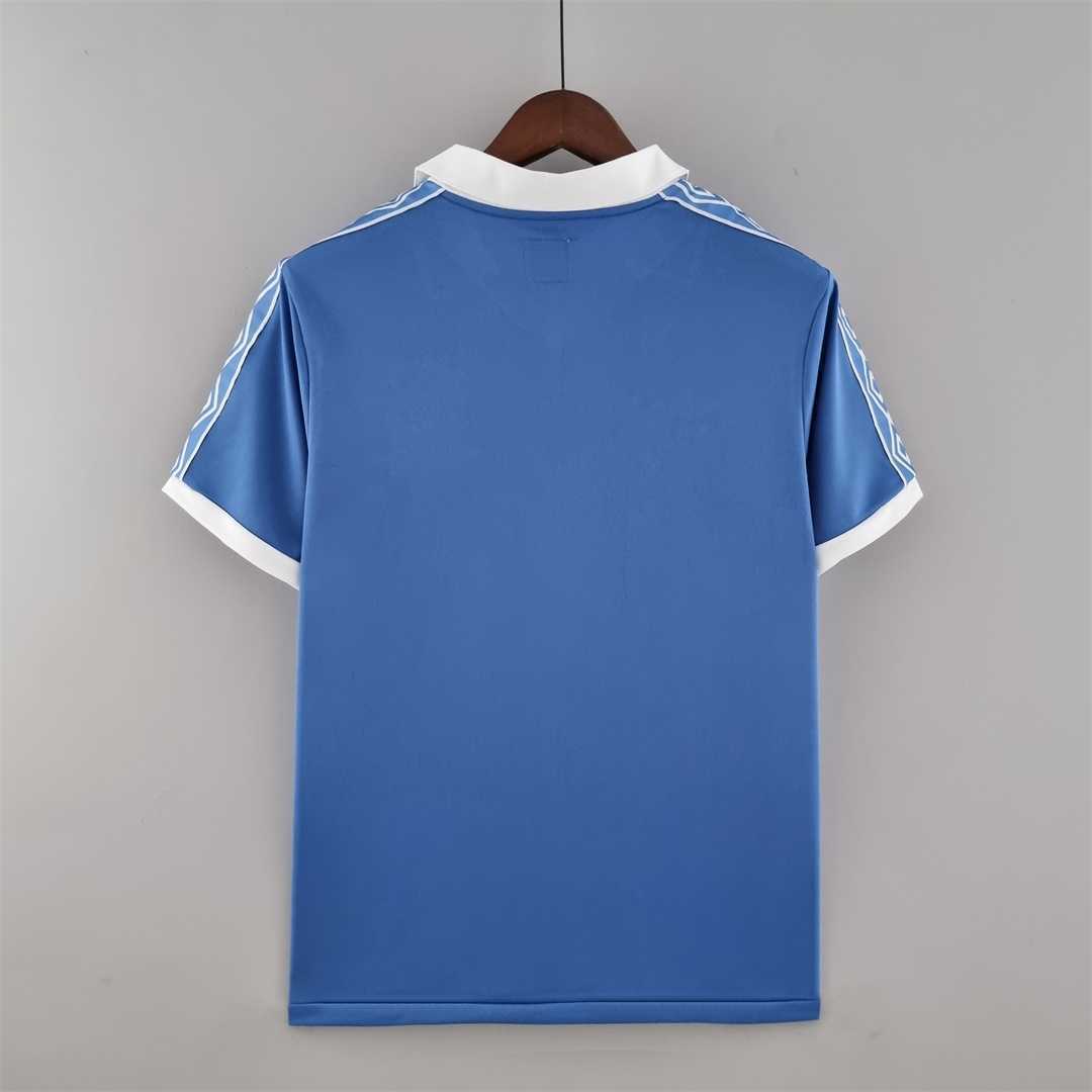 81-82 Manchester City home 2