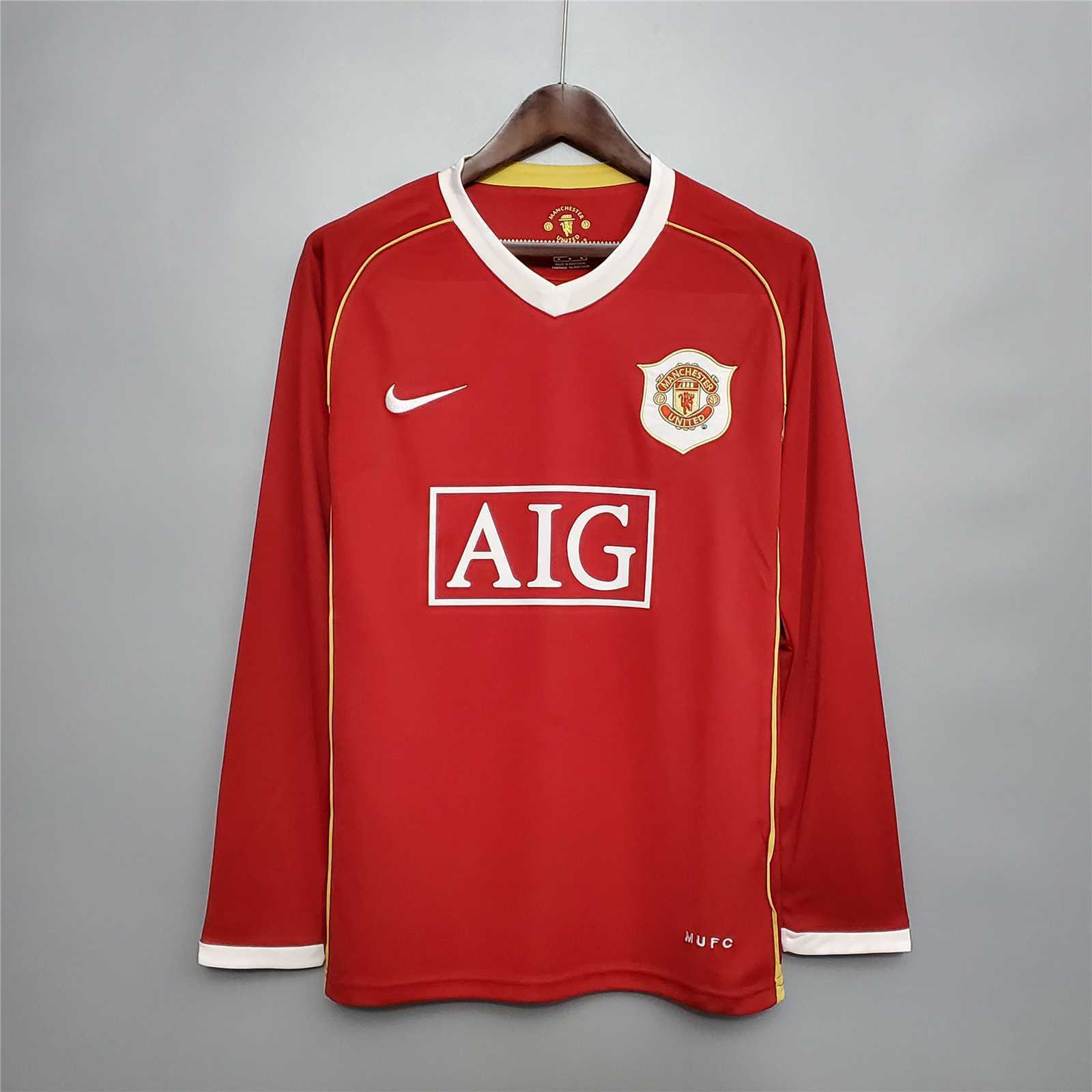 06-07 Manchester United home long sleeve