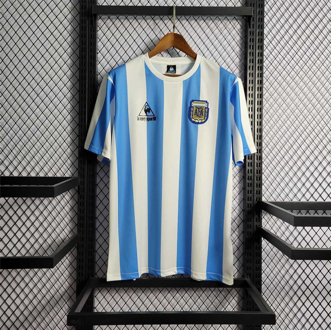 1986 Argentina home