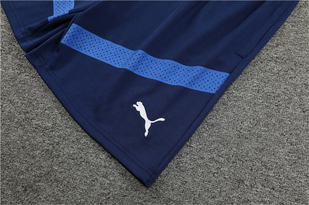 2022 Italy training suit blue 3