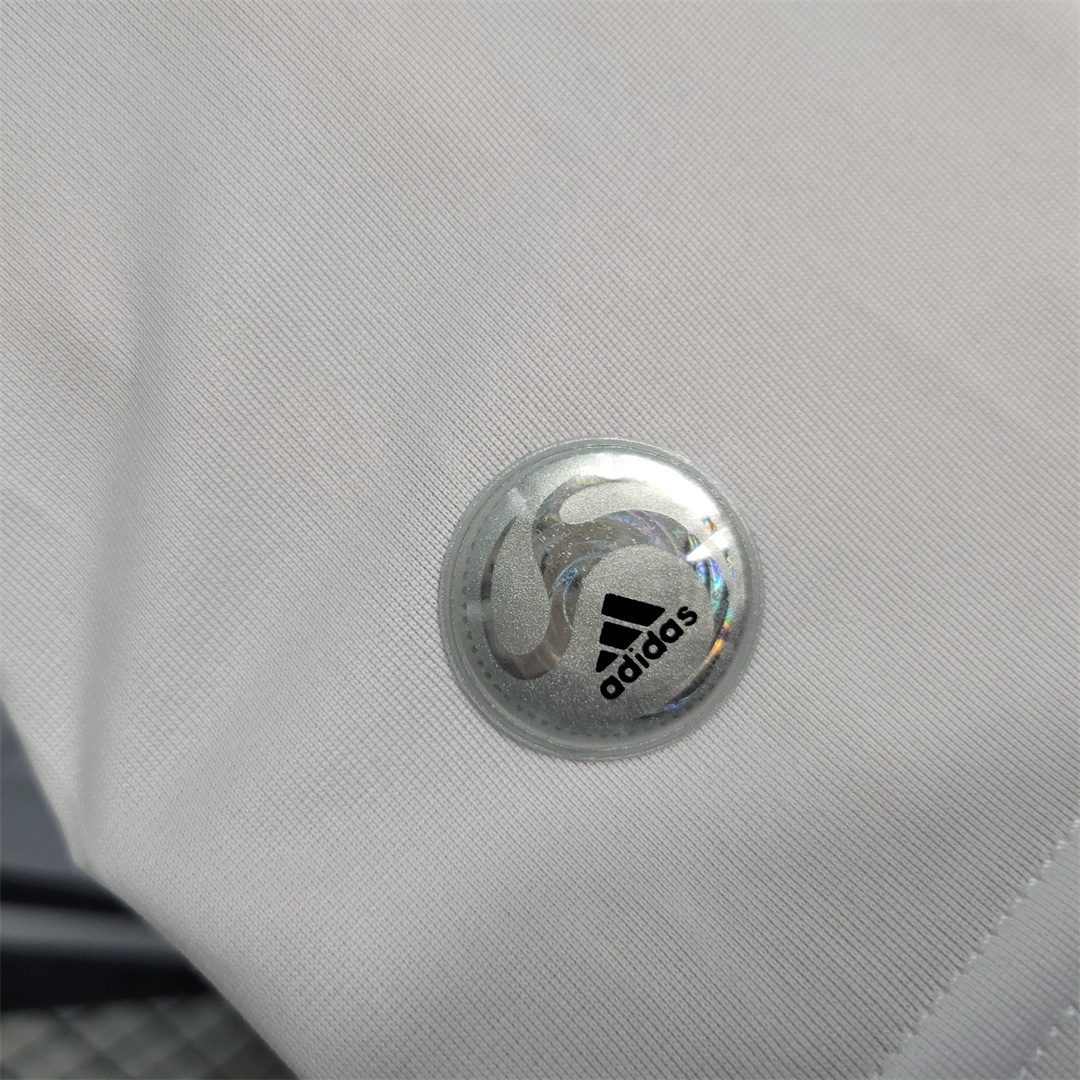 09-10 Real Madrid home 10