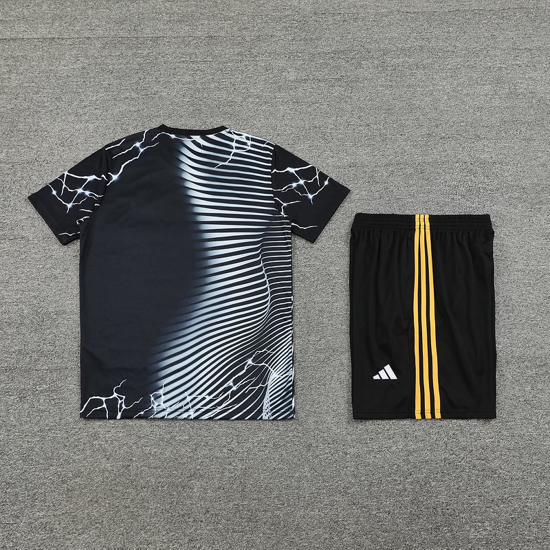 24-25 Real Madrid Training Soccer Jerseys Football Shirts 3