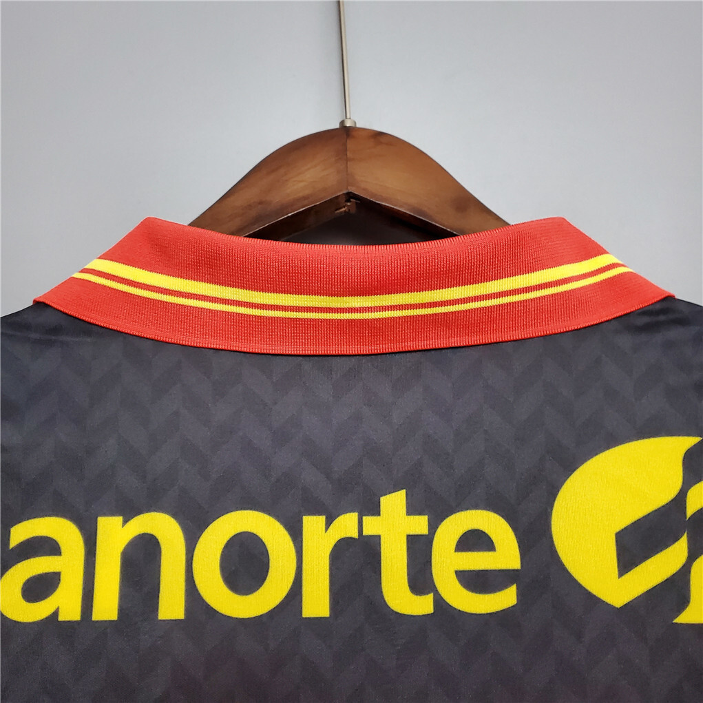 92-93 Recife home 2