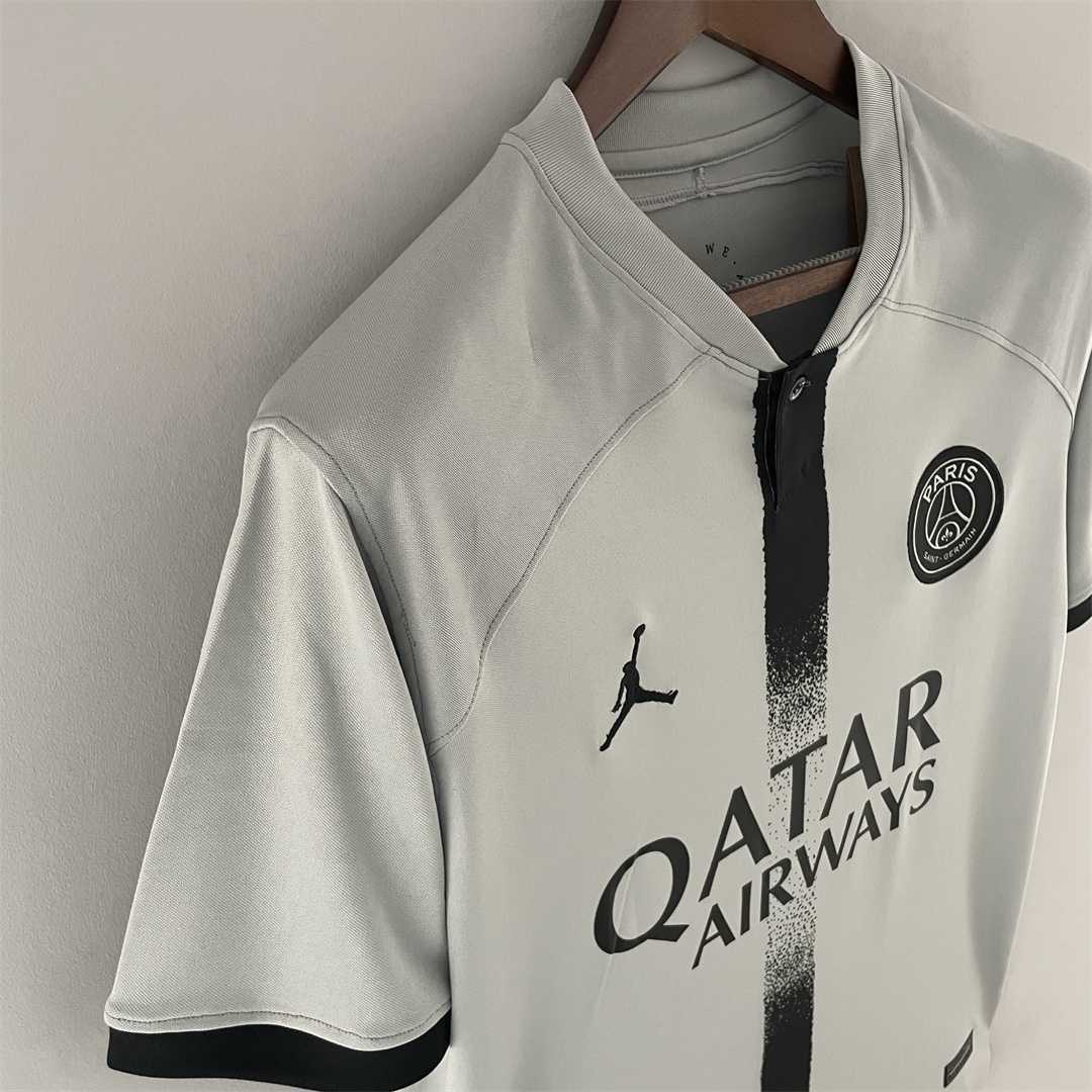 22-23 PSG away1684405160000 3