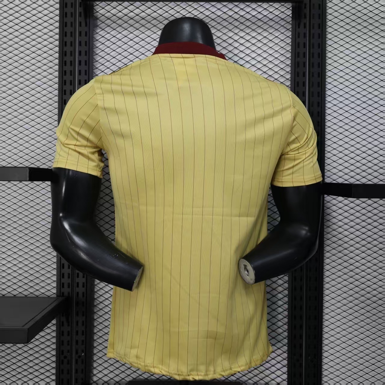 25-26 Arsenal Casual Retro Style Football Yellow Shirt Apparels AAAAJersey Supply Yupoo 2