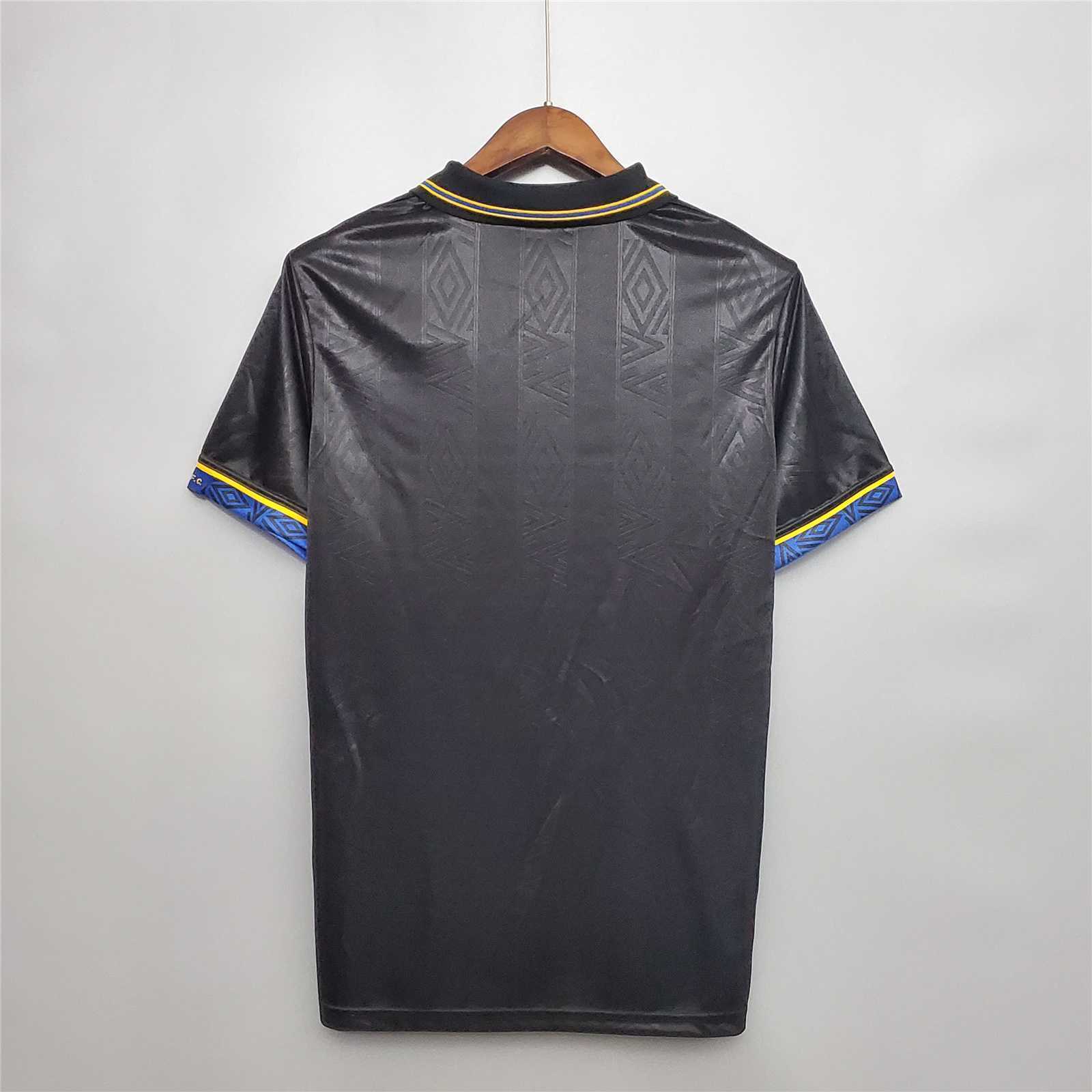 93-94 Manchester United away 7