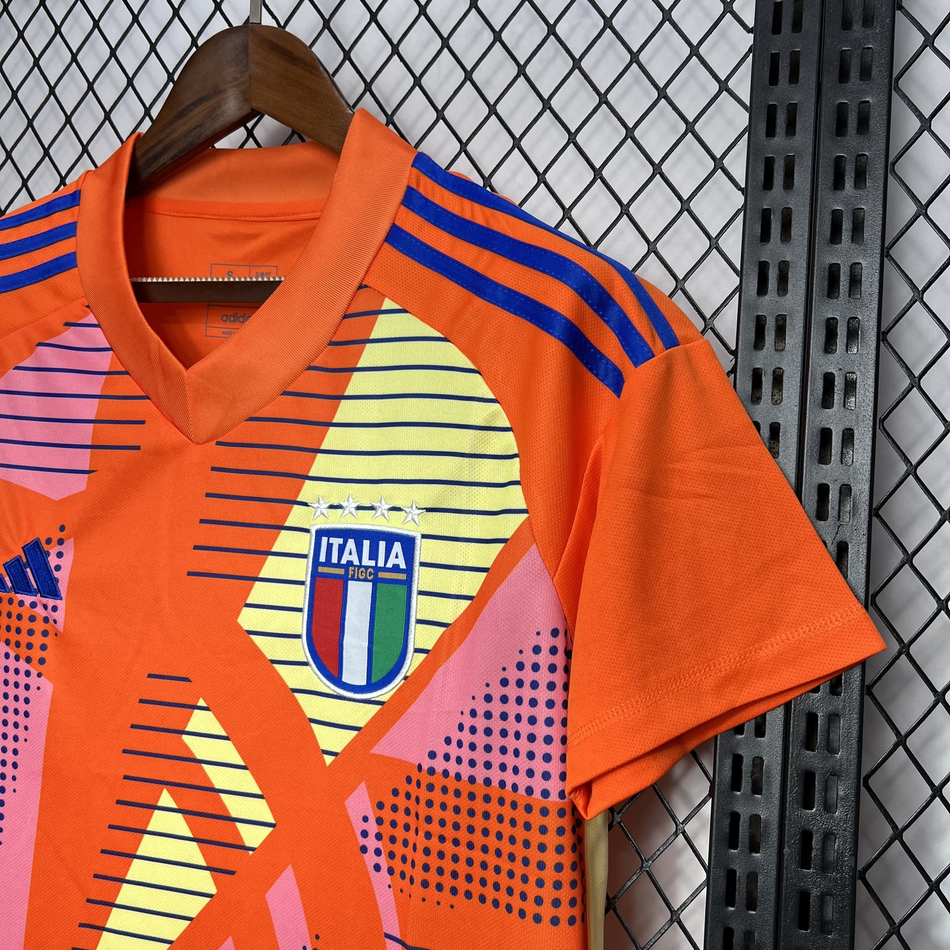 2024 Italy Euro Goalkeeper Kit Uniform Futbol T-Shirt AAAAJerseys Dropshipping Yupoo 1