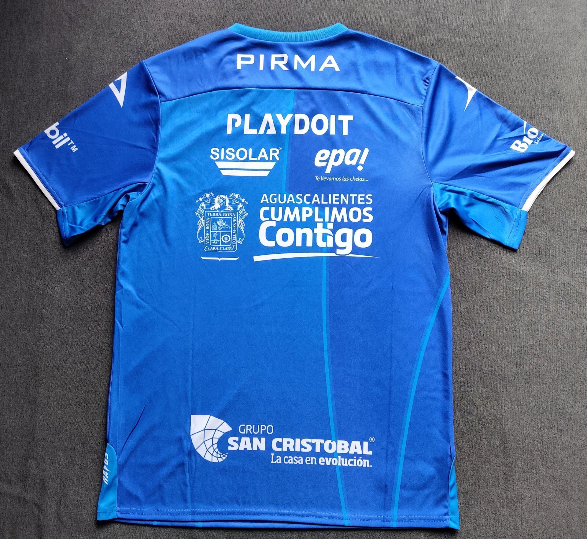 22-23 Necaxa away 1