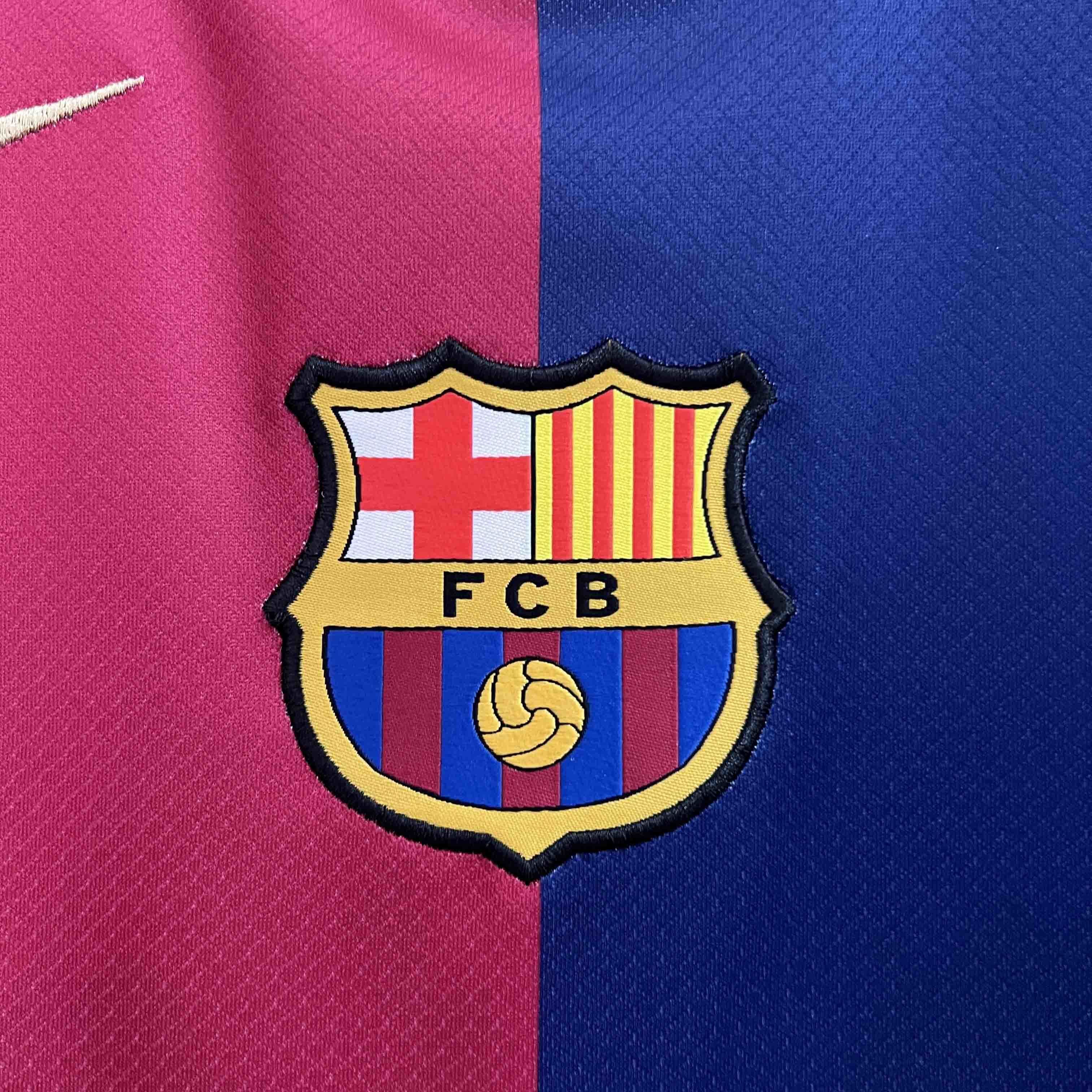 24-25 Barcelona Home Kit Football AAAAJersey Supplier 8