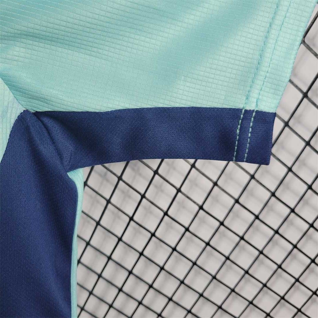 22-23 Newcastle pre-match training suit 3