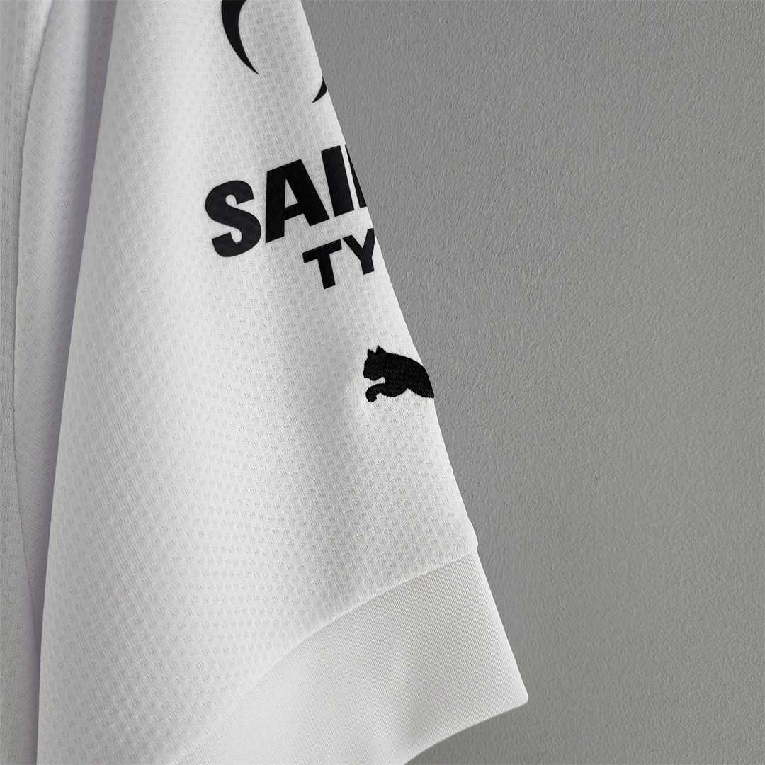 22-23 Valencia home 5