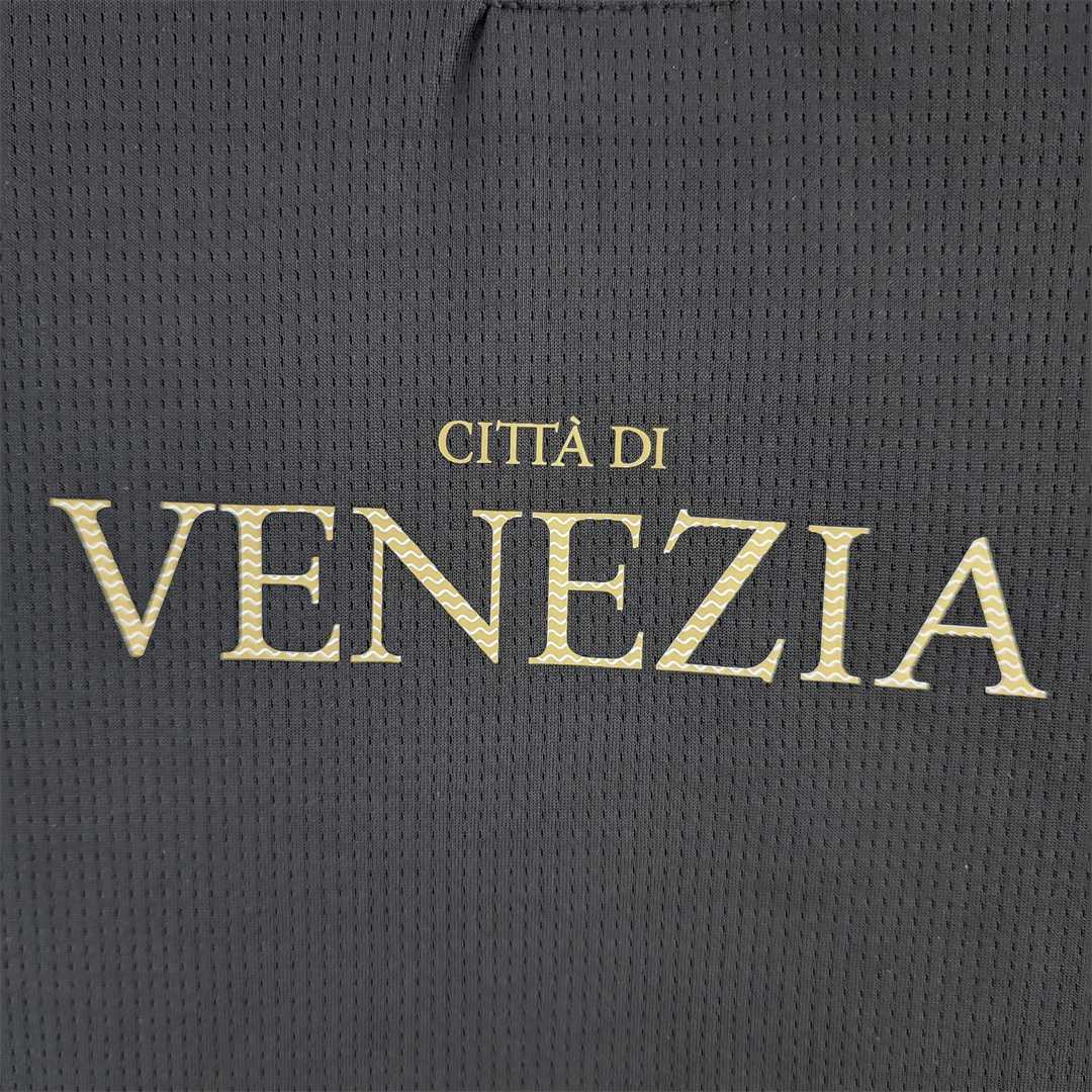 22-23 Venezia home 3