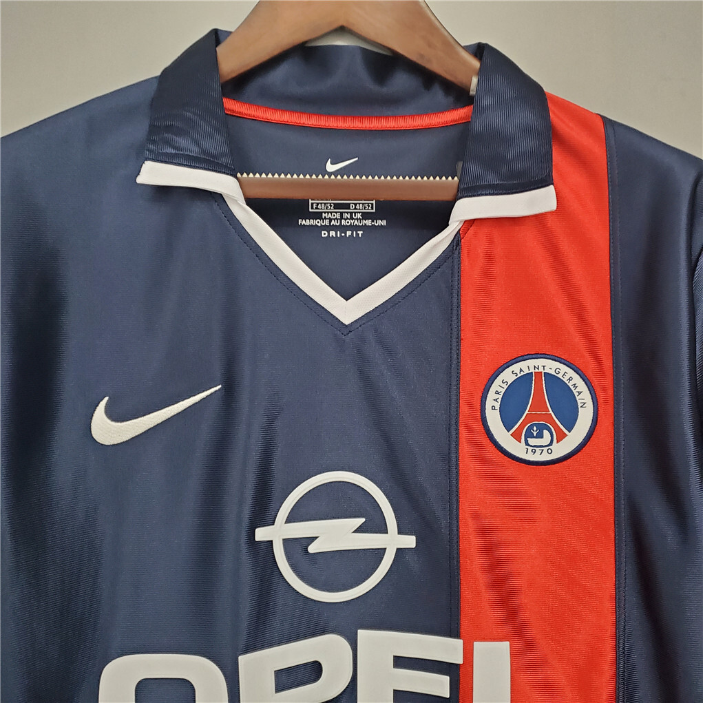01-02 PSG home 4